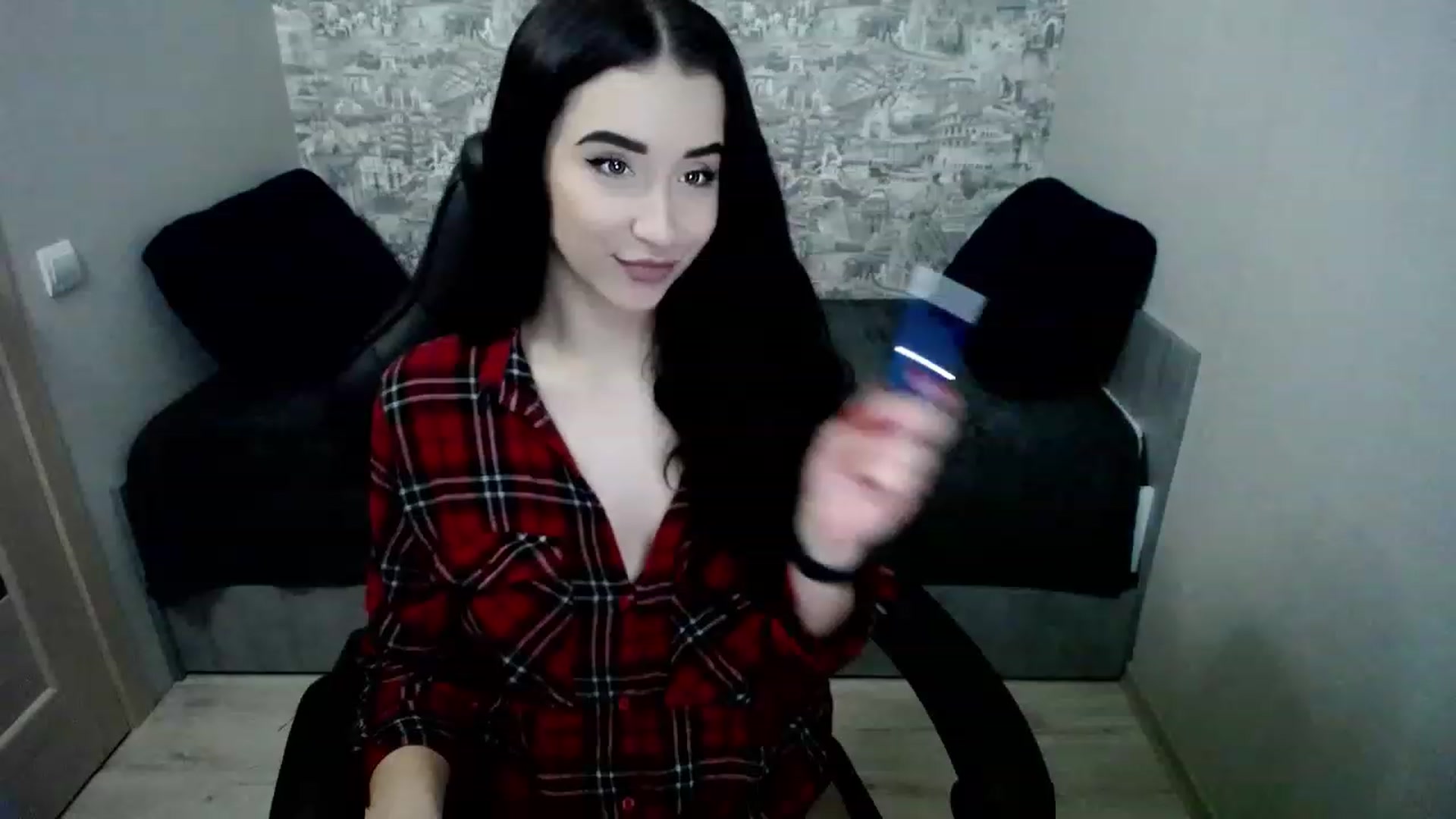 Gallery image thumbnail from Sweet_Sasha_'s myfreecams stream on, 11/17/2022, 23:02 image 3 of 20