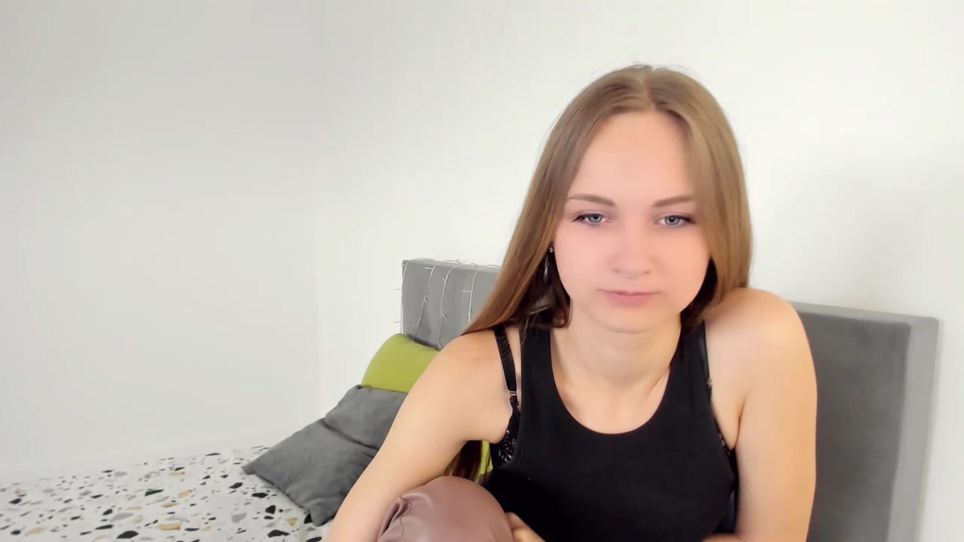 Gallery image thumbnail from Sweet_Sirena's myfreecams stream on, 04/07/2023, 08:58 image 2 of 20