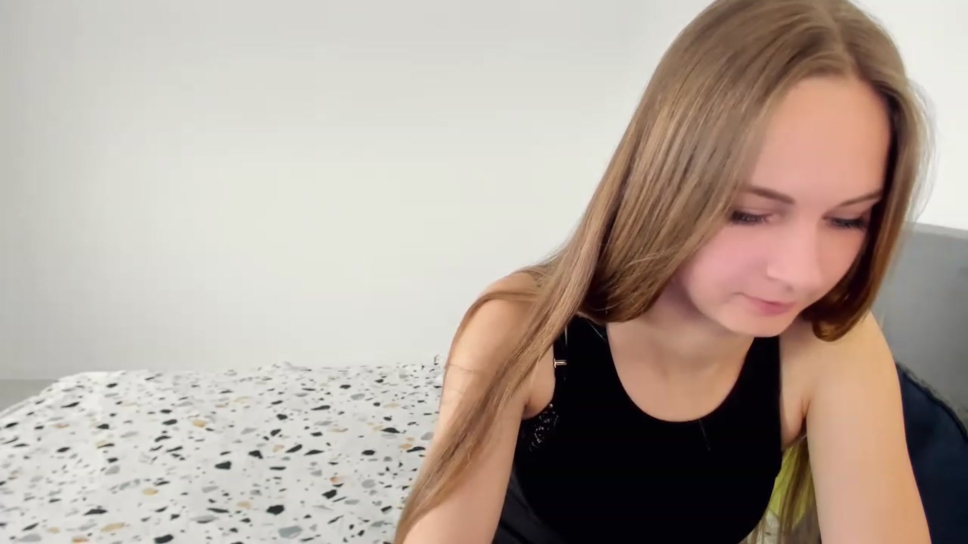 Gallery image thumbnail from Sweet_Sirena's myfreecams stream on, 04/07/2023, 10:29 image 18 of 20