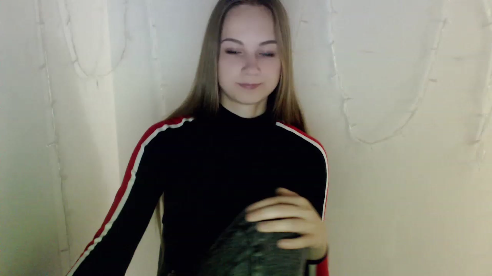 Gallery image thumbnail from Sweet_Sirena's myfreecams stream on, 04/13/2023, 08:48 image 12 of 20