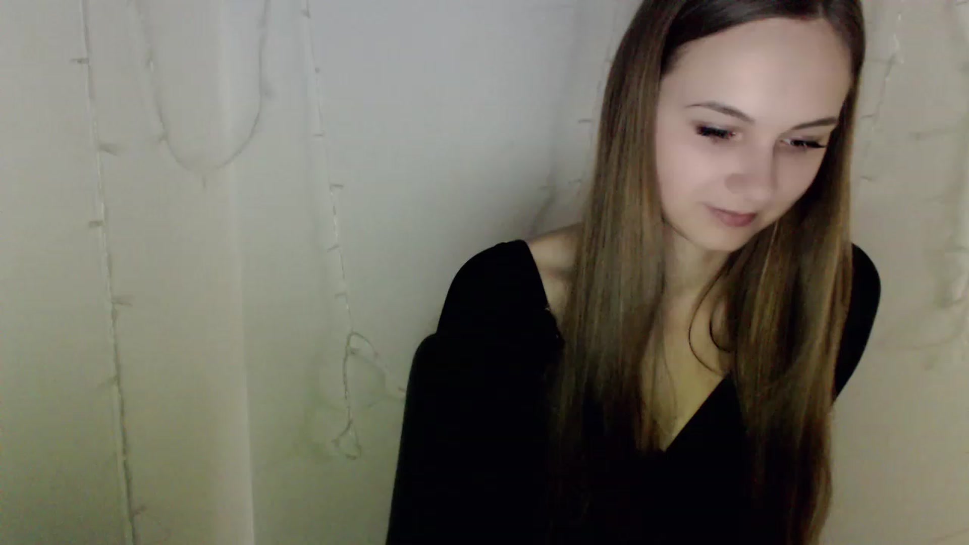 Gallery image thumbnail from Sweet_Sirena's myfreecams stream on, 04/14/2023, 10:30 image 5 of 20
