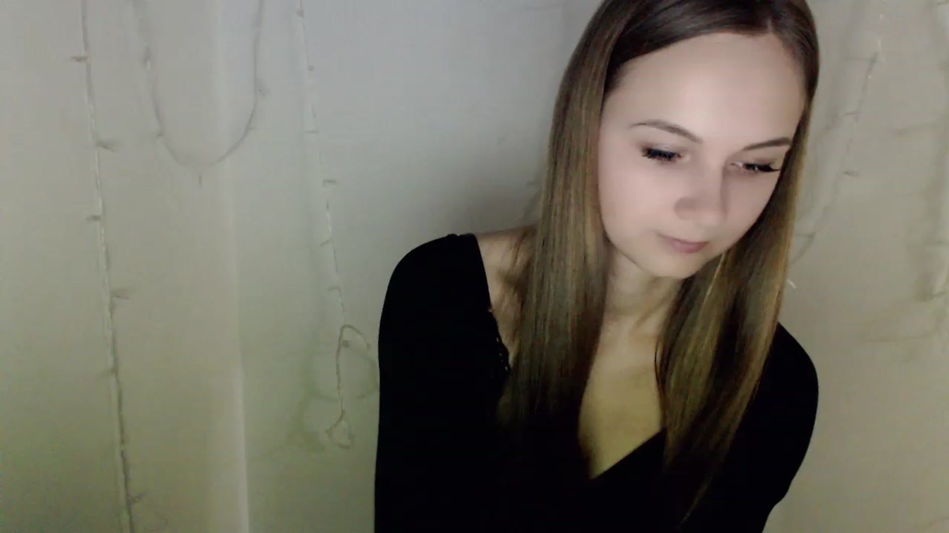Gallery image thumbnail from Sweet_Sirena's myfreecams stream on, 04/14/2023, 10:30 image 9 of 20