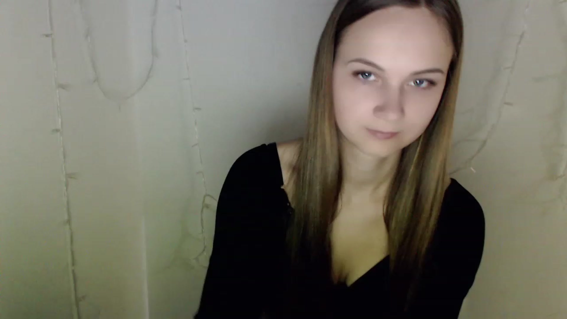 Gallery image thumbnail from Sweet_Sirena's myfreecams stream on, 04/14/2023, 10:30 image 10 of 20