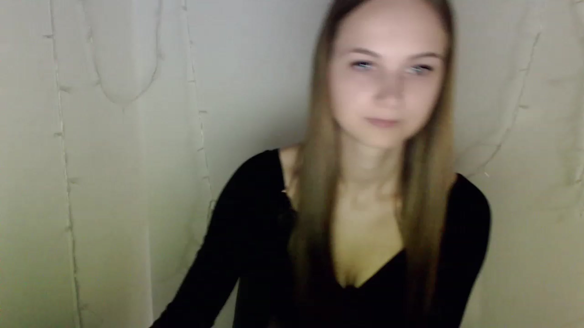 Gallery image thumbnail from Sweet_Sirena's myfreecams stream on, 04/14/2023, 10:30 image 8 of 20