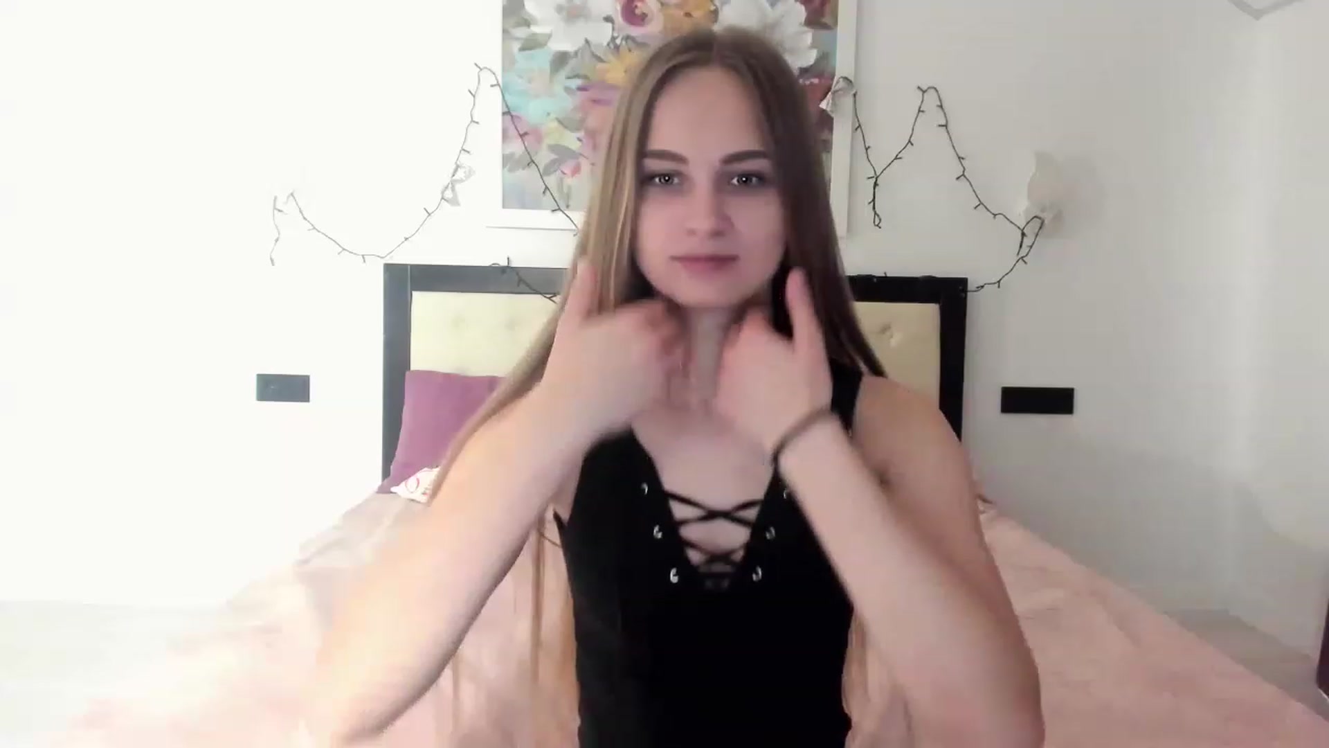 Gallery image thumbnail from Sweet_Sirena's myfreecams stream on, 04/17/2023, 07:16 image 3 of 20