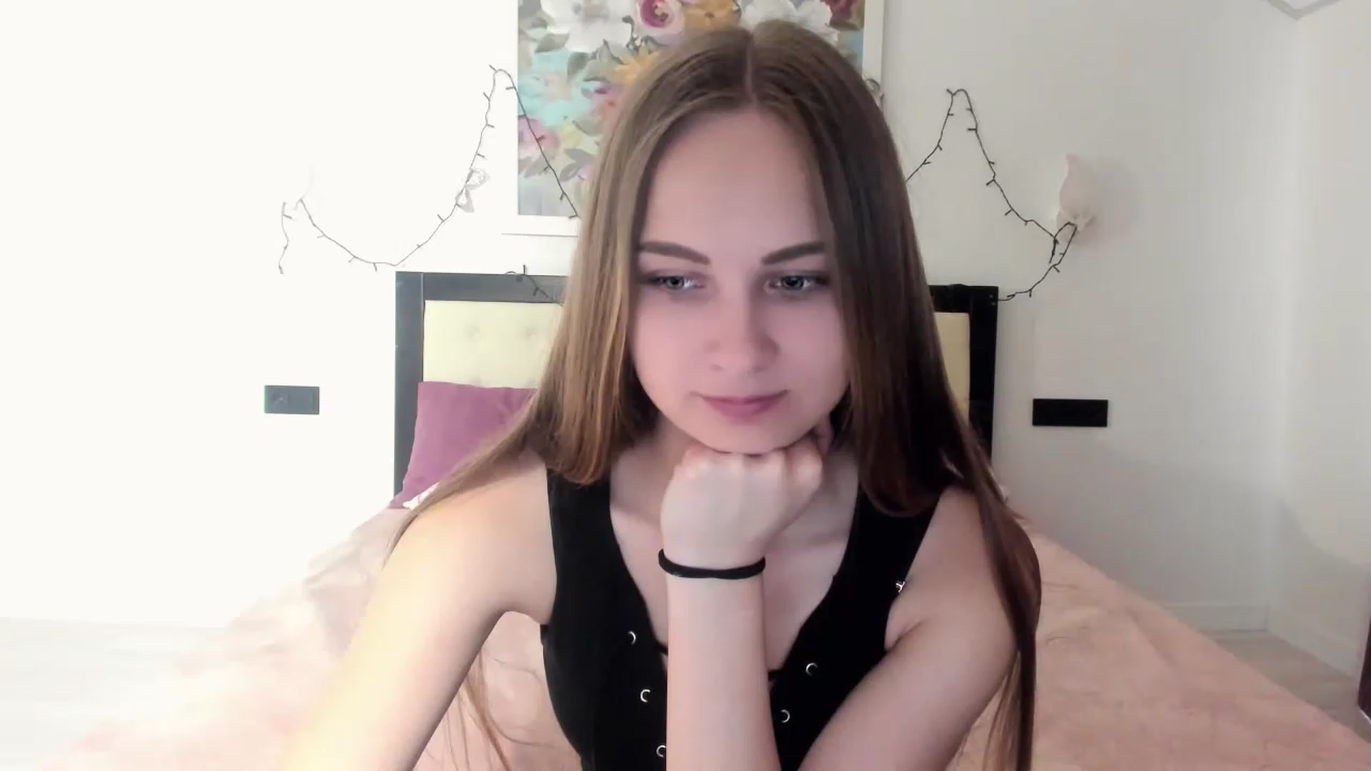 Gallery image thumbnail from Sweet_Sirena's myfreecams stream on, 04/17/2023, 07:16 image 2 of 20