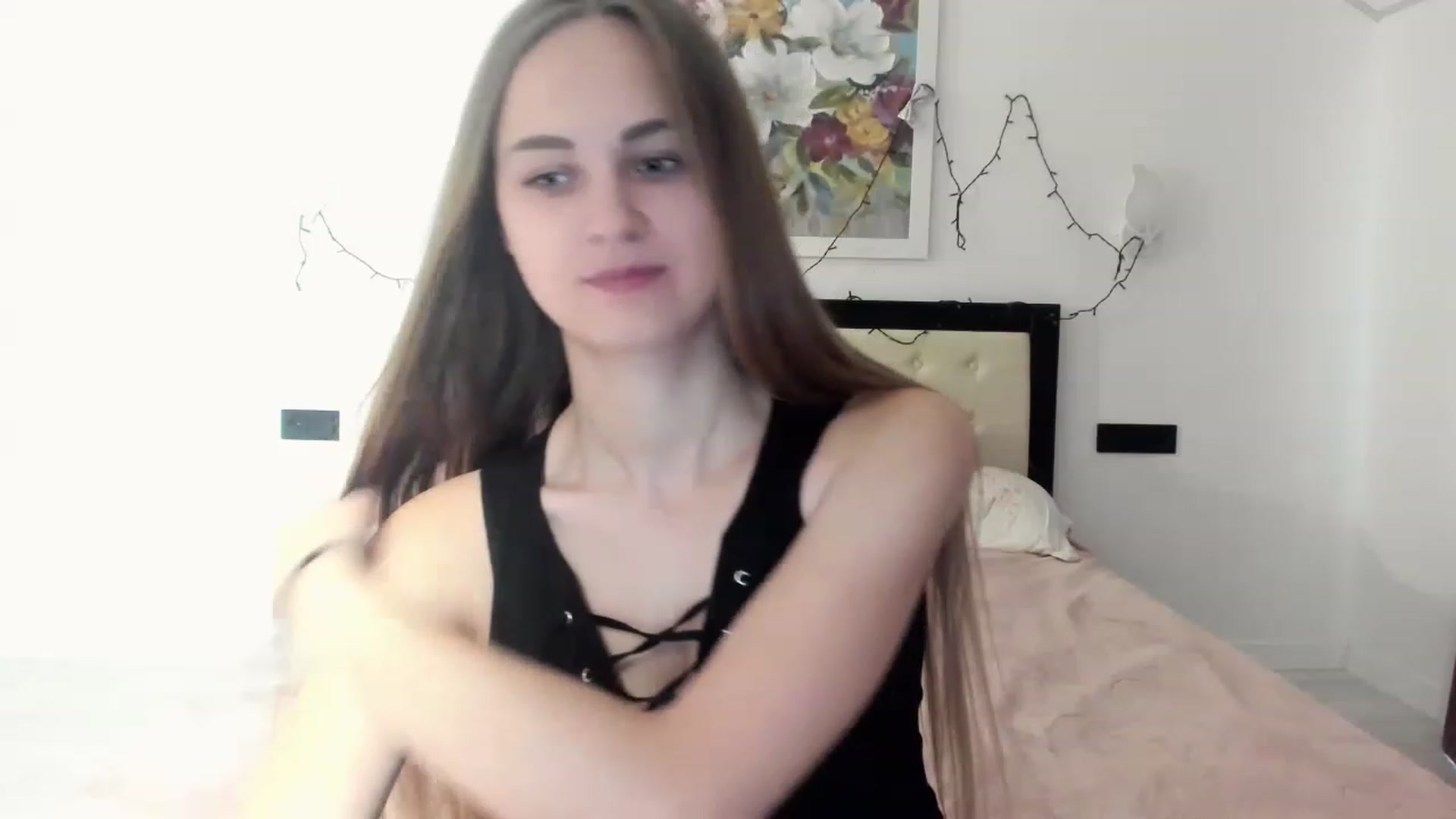 Gallery image thumbnail from Sweet_Sirena's myfreecams stream on, 04/17/2023, 07:16 image 9 of 20