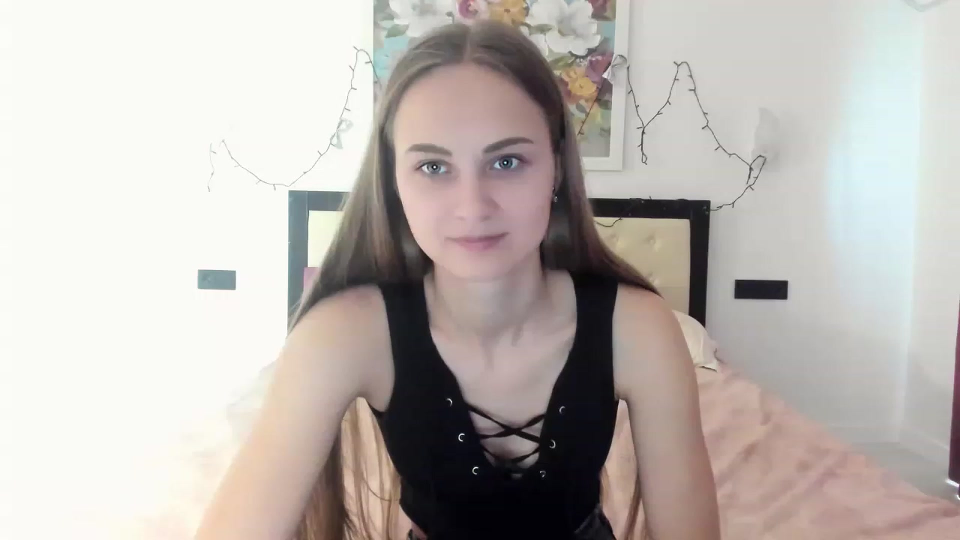 Gallery image thumbnail from Sweet_Sirena's myfreecams stream on, 04/17/2023, 08:17 image 18 of 20