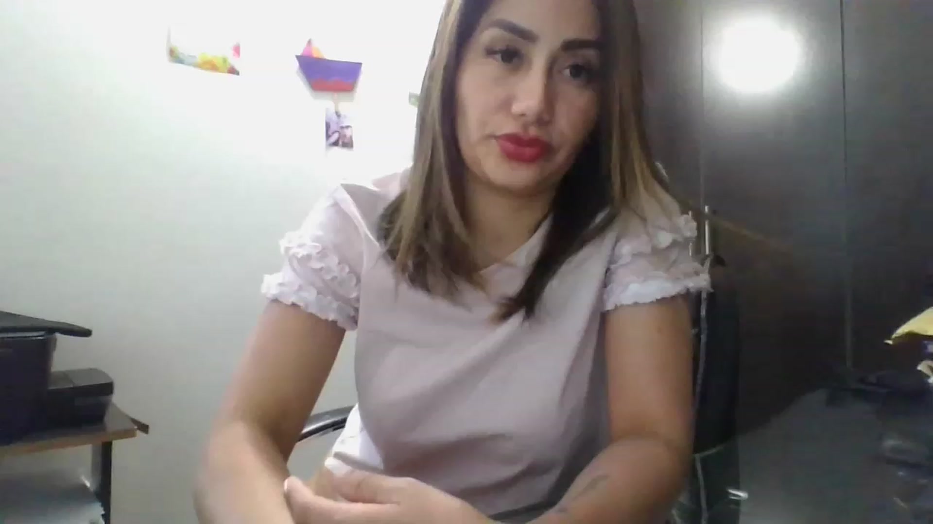 Gallery image thumbnail from Sweet_Sophie's myfreecams stream on, 02/10/2023, 22:32 image 20 of 20