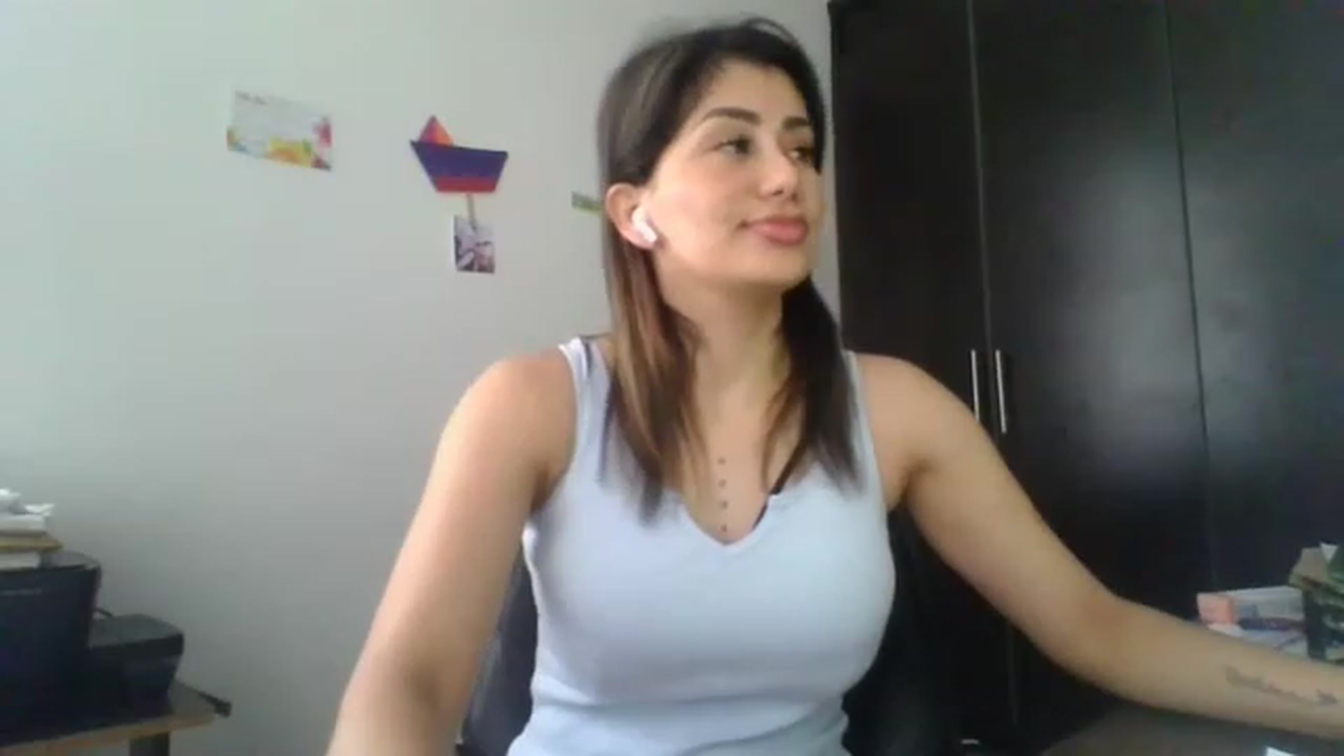 Gallery image thumbnail from Sweet_Sophie's myfreecams stream on, 03/04/2023, 16:37 image 3 of 20