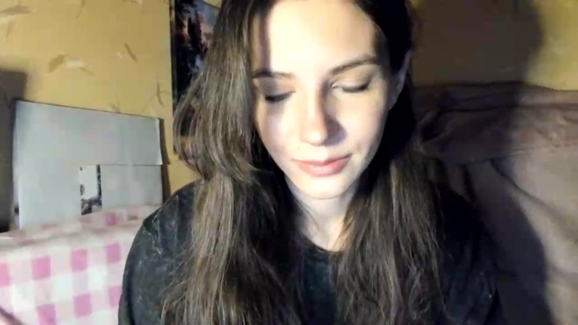 Gallery image thumbnail from Sweet_Temptation's myfreecams stream on, 07/09/2026, 19:18 image 18 of 20