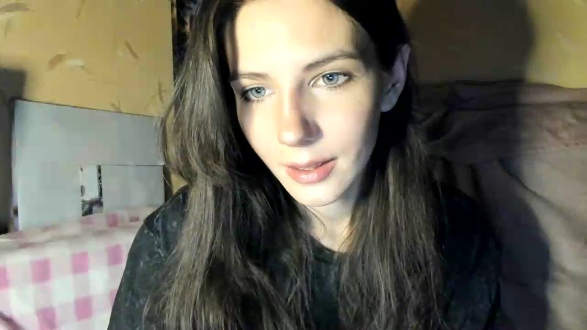 Gallery image thumbnail from Sweet_Temptation's myfreecams stream on, 07/09/2026, 19:18 image 17 of 20