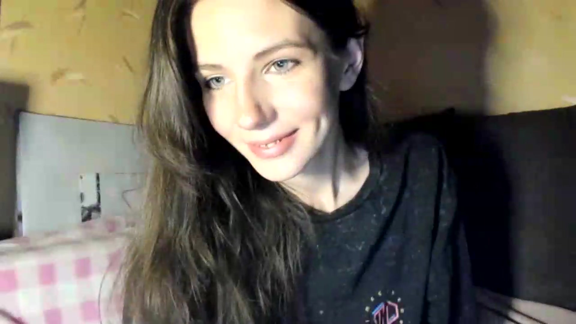 Gallery image thumbnail from Sweet_Temptation's myfreecams stream on, 07/09/2026, 19:36 image 4 of 20