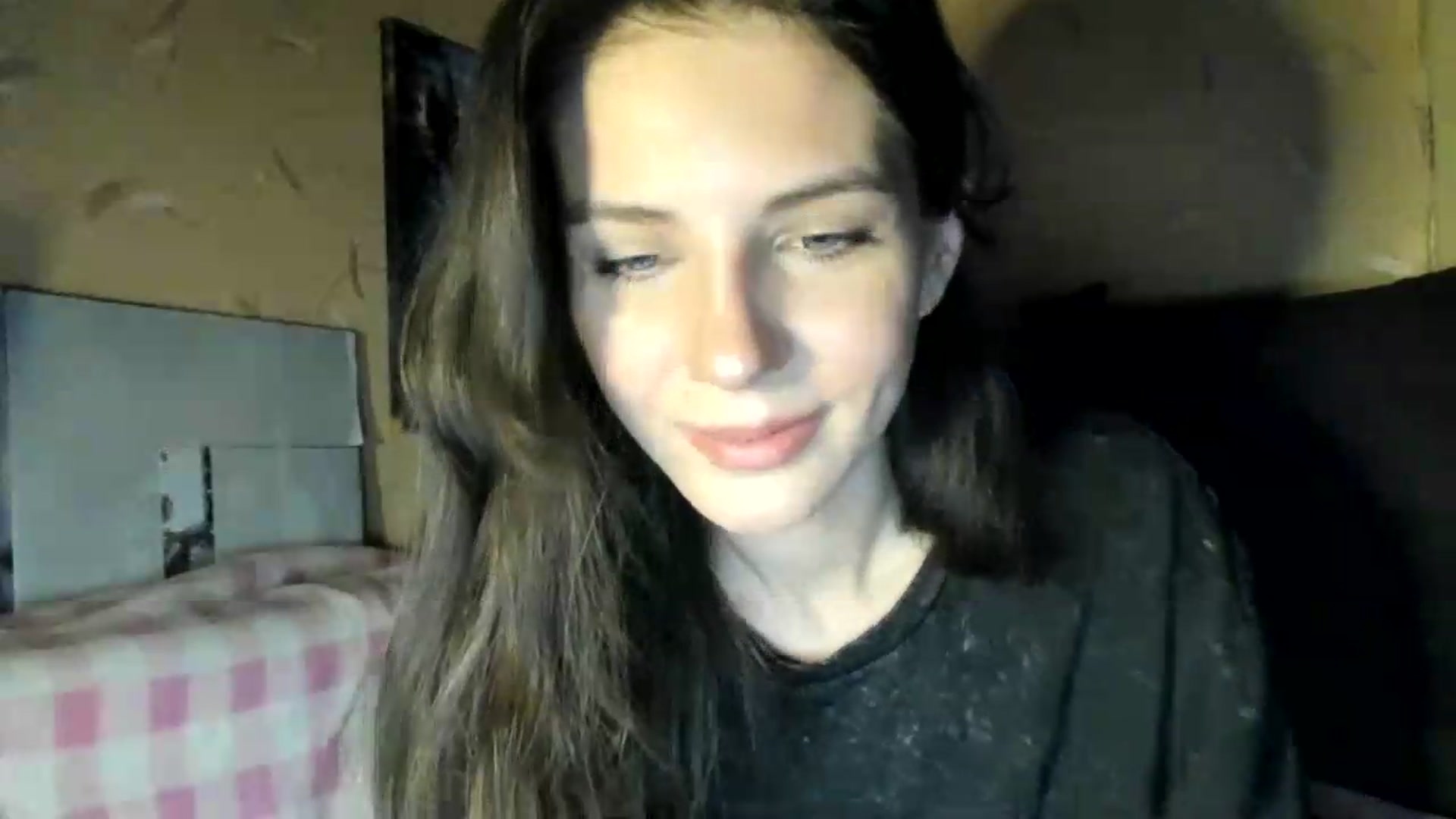 Gallery image thumbnail from Sweet_Temptation's myfreecams stream on, 07/09/2026, 19:36 image 14 of 20