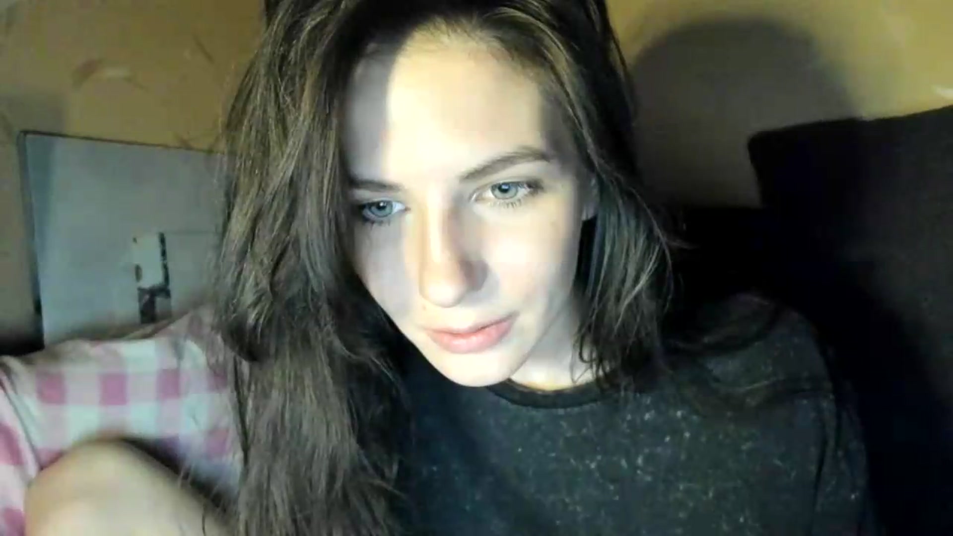 Gallery image thumbnail from Sweet_Temptation's myfreecams stream on, 07/09/2026, 23:56 image 13 of 20