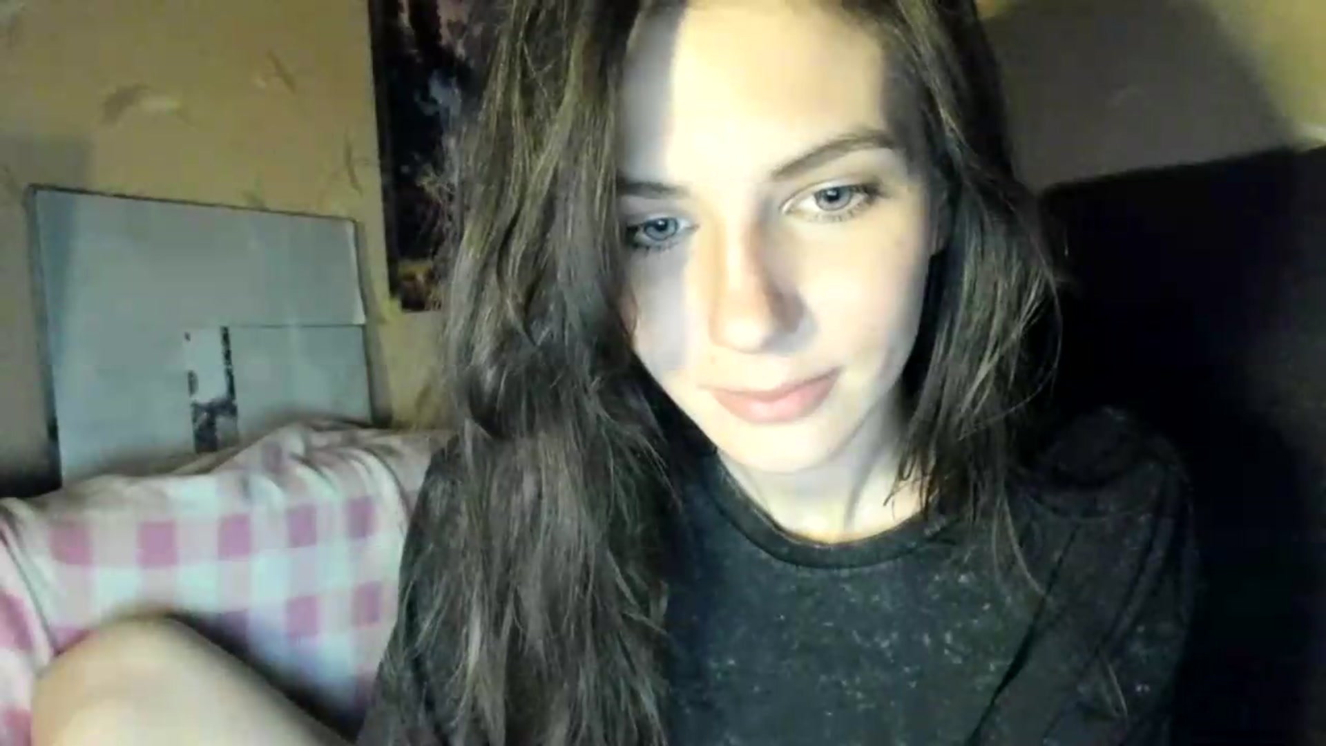 Gallery image thumbnail from Sweet_Temptation's myfreecams stream on, 07/09/2026, 23:56 image 15 of 20