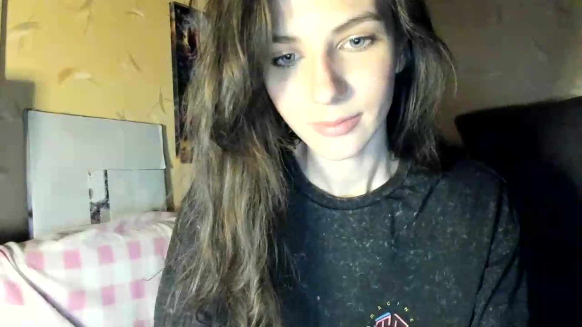 Gallery image thumbnail from Sweet_Temptation's myfreecams stream on, 07/09/2026, 23:56 image 3 of 20