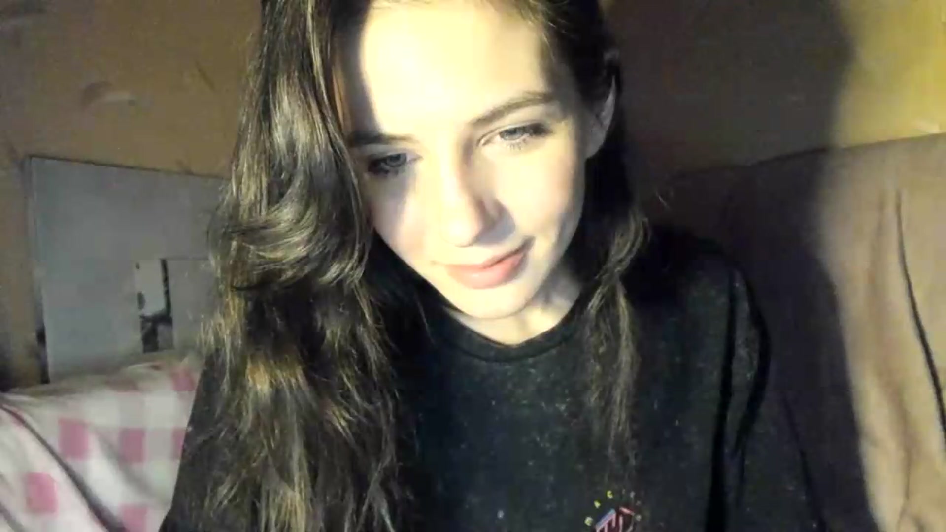 Gallery image thumbnail from Sweet_Temptation's myfreecams stream on, 07/14/2026, 02:26 image 13 of 20