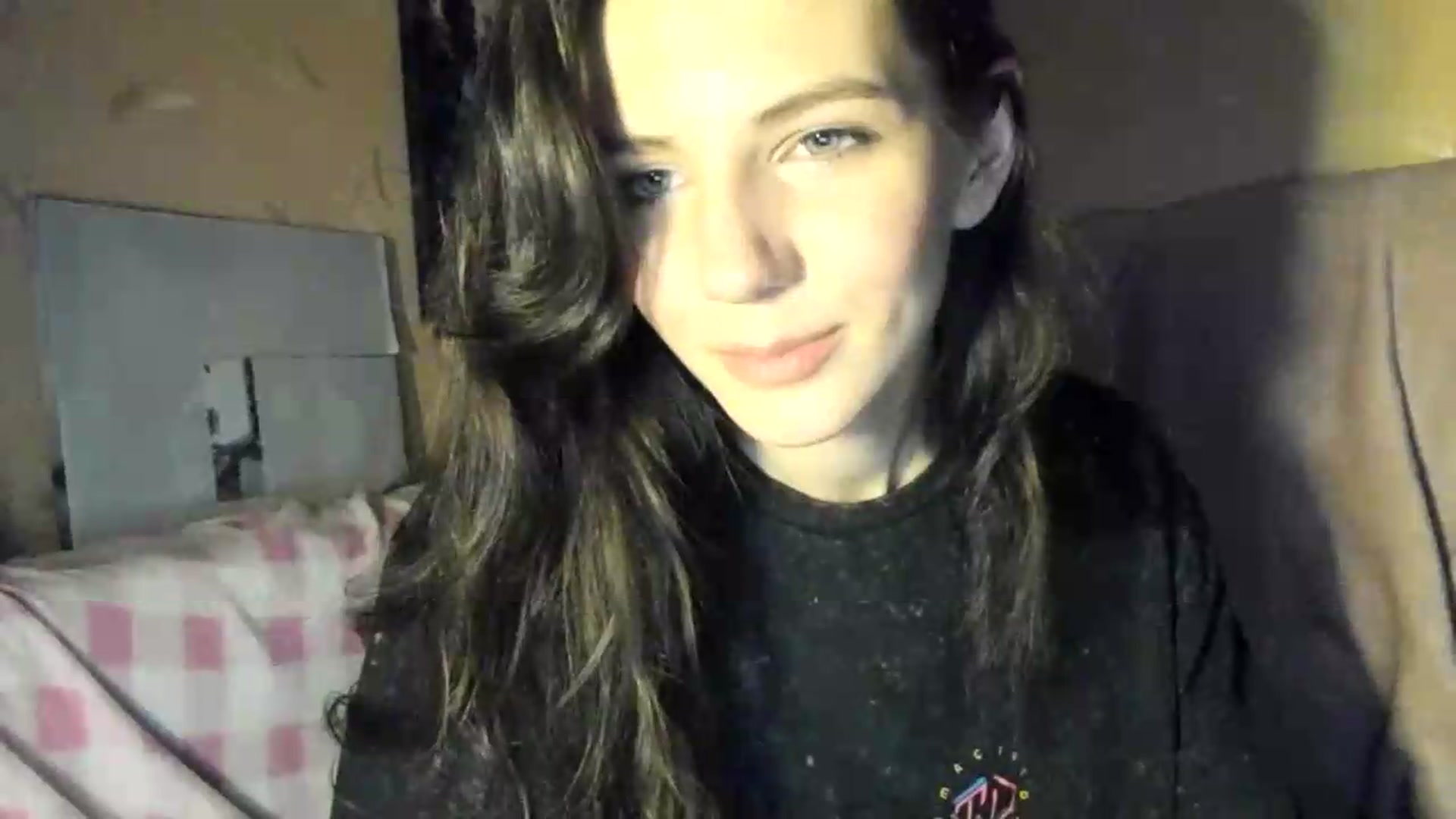 Gallery image thumbnail from Sweet_Temptation's myfreecams stream on, 07/14/2026, 02:26 image 16 of 20