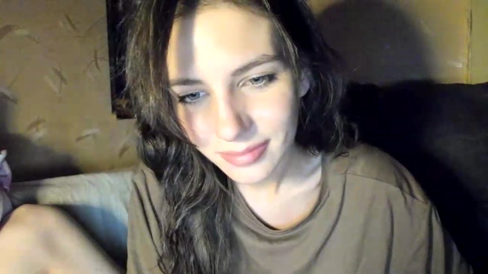 Gallery image thumbnail from Sweet_Temptation's myfreecams stream on, 08/11/2026, 23:48 image 14 of 20