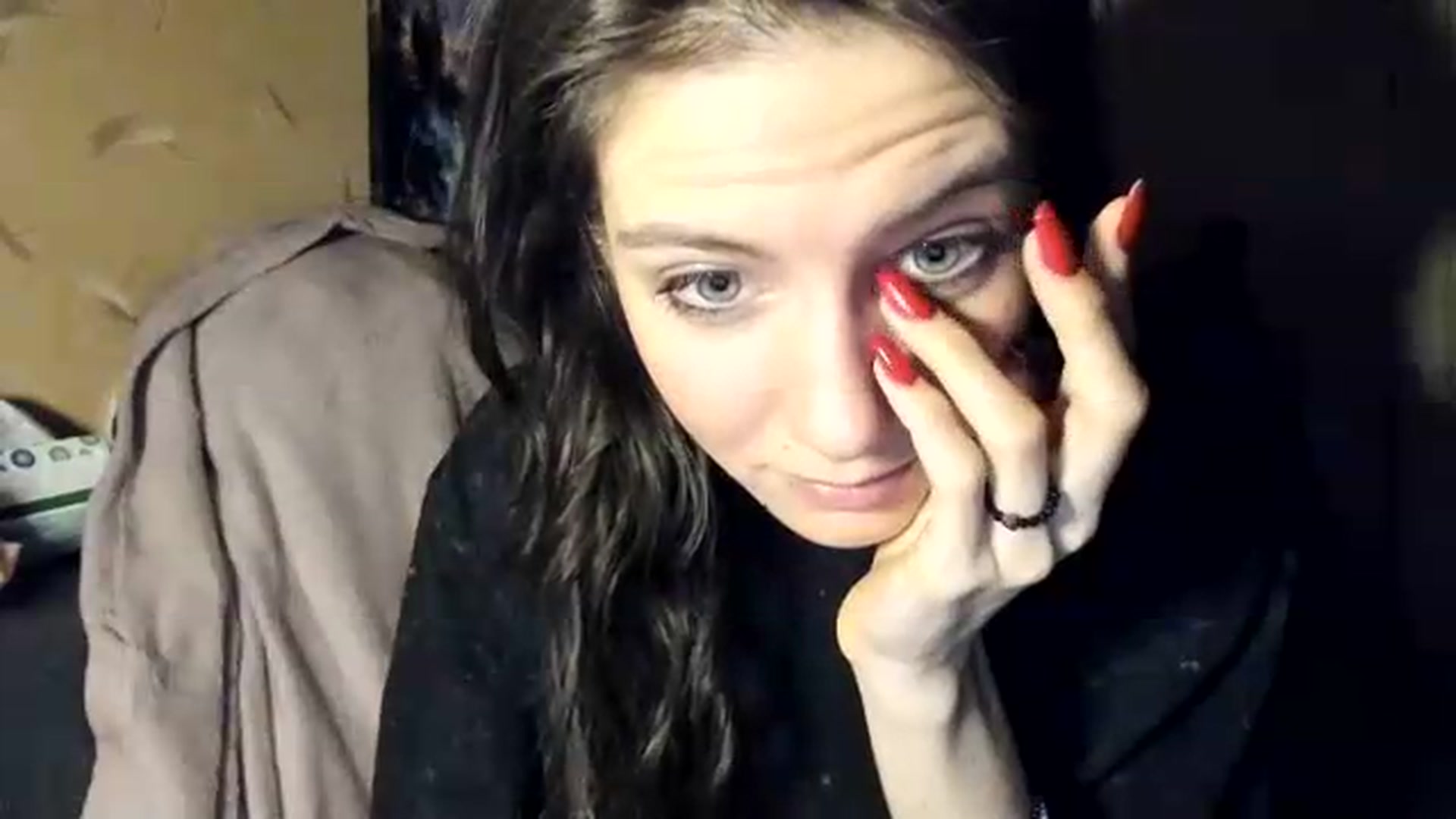 Gallery image thumbnail from Sweet_Temptation's myfreecams stream on, 08/27/2026, 20:22 image 4 of 20