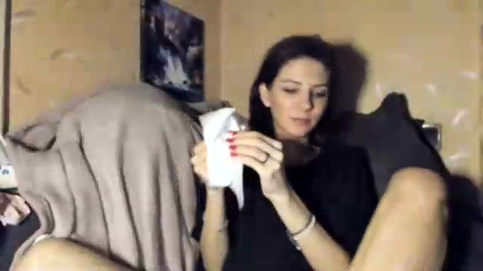 Gallery image thumbnail from Sweet_Temptation's myfreecams stream on, 08/27/2026, 21:42 image 4 of 20