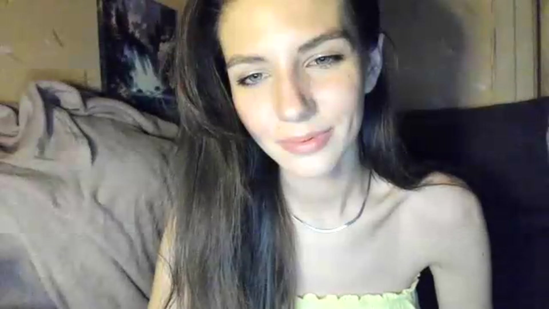 Gallery image thumbnail from Sweet_Temptation's myfreecams stream on, 08/31/2026, 23:57 image 17 of 20