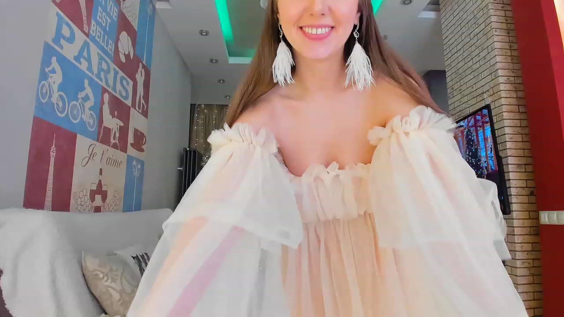 Gallery image thumbnail from Sweet_Tiff's myfreecams stream on, 12/24/2022, 20:29 image 6 of 20
