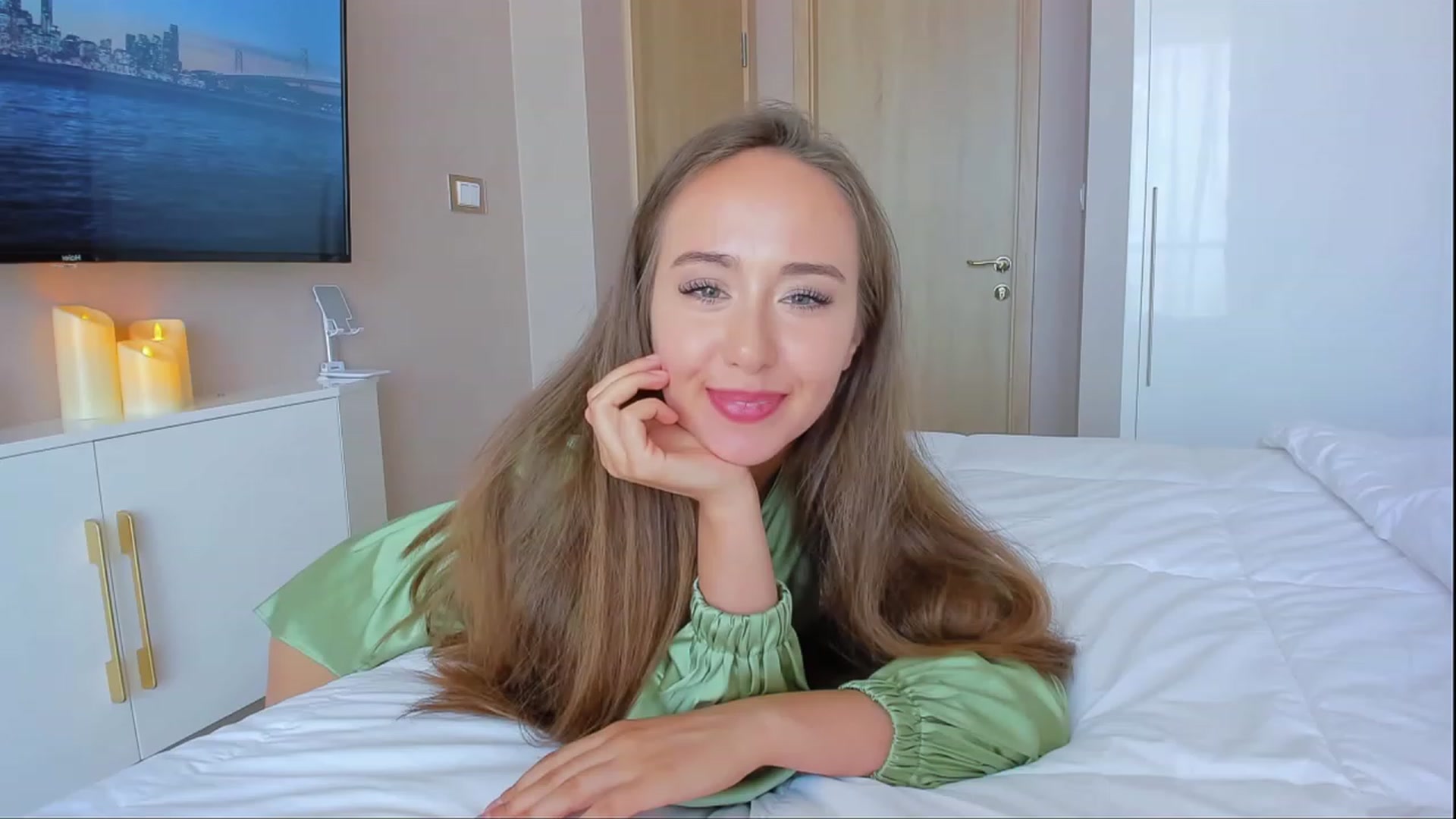 Gallery image thumbnail from Sweet_Tiff's myfreecams stream on, 09/20/2023, 05:30 image 8 of 20