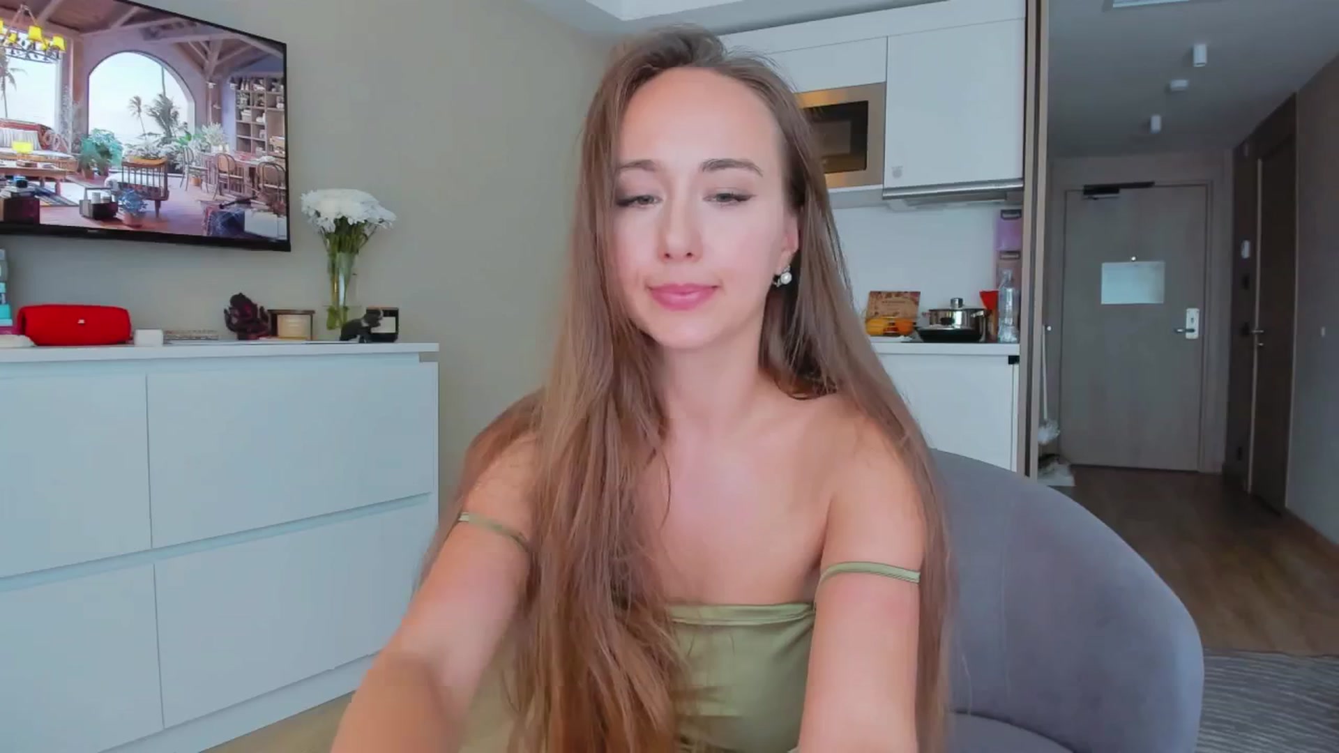 Gallery image thumbnail from Sweet_Tiff's myfreecams stream on, 06/01/2024, 15:01 image 13 of 20