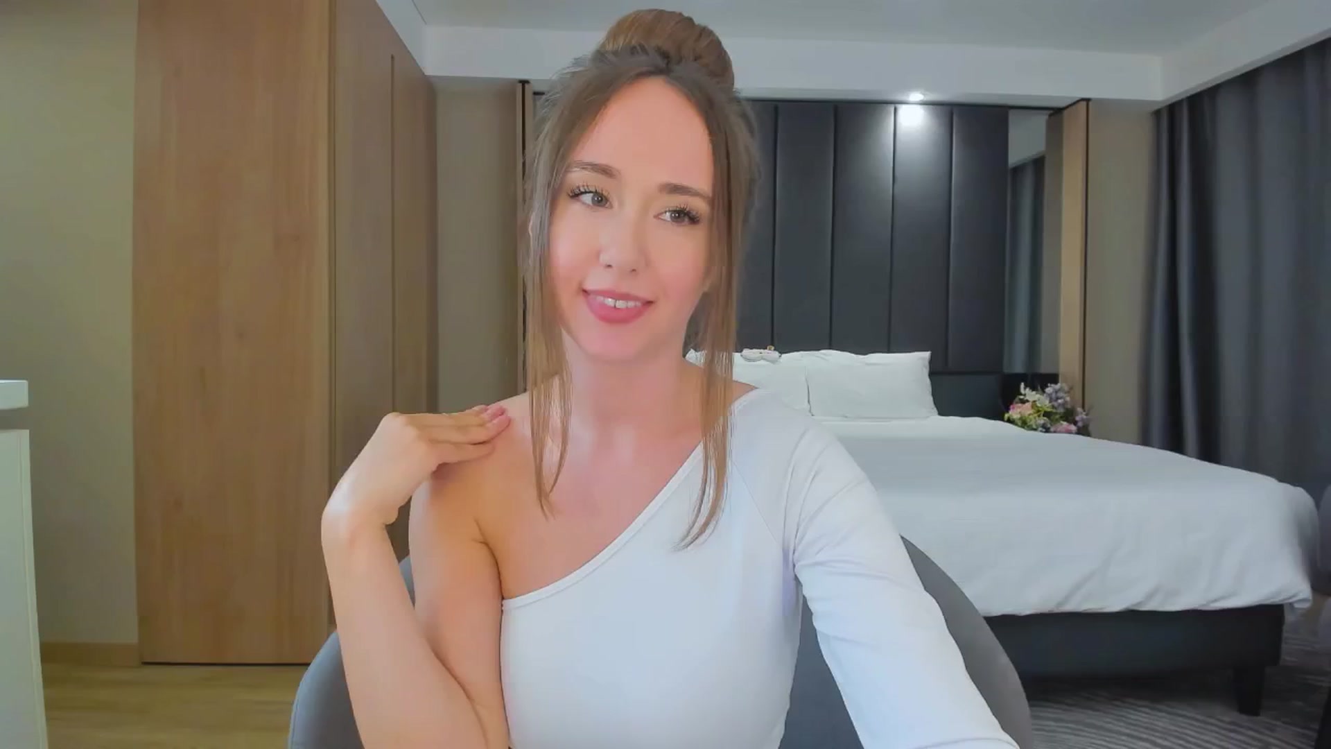 Gallery image thumbnail from Sweet_Tiff's myfreecams stream on, 07/30/2024, 16:37 image 3 of 20