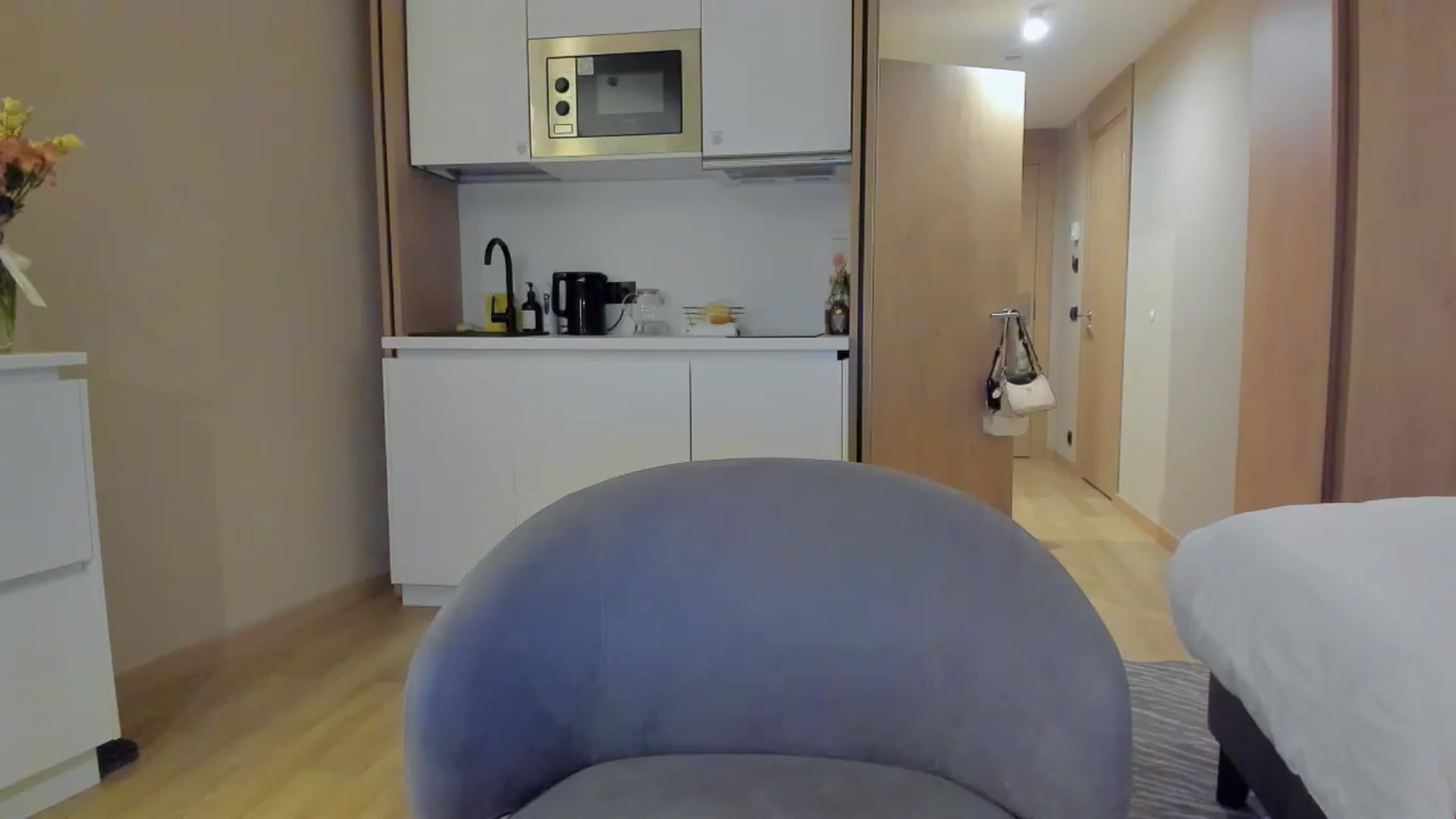 Gallery image thumbnail from Sweet_Tiff's myfreecams stream on, 08/11/2024, 17:23 image 10 of 20