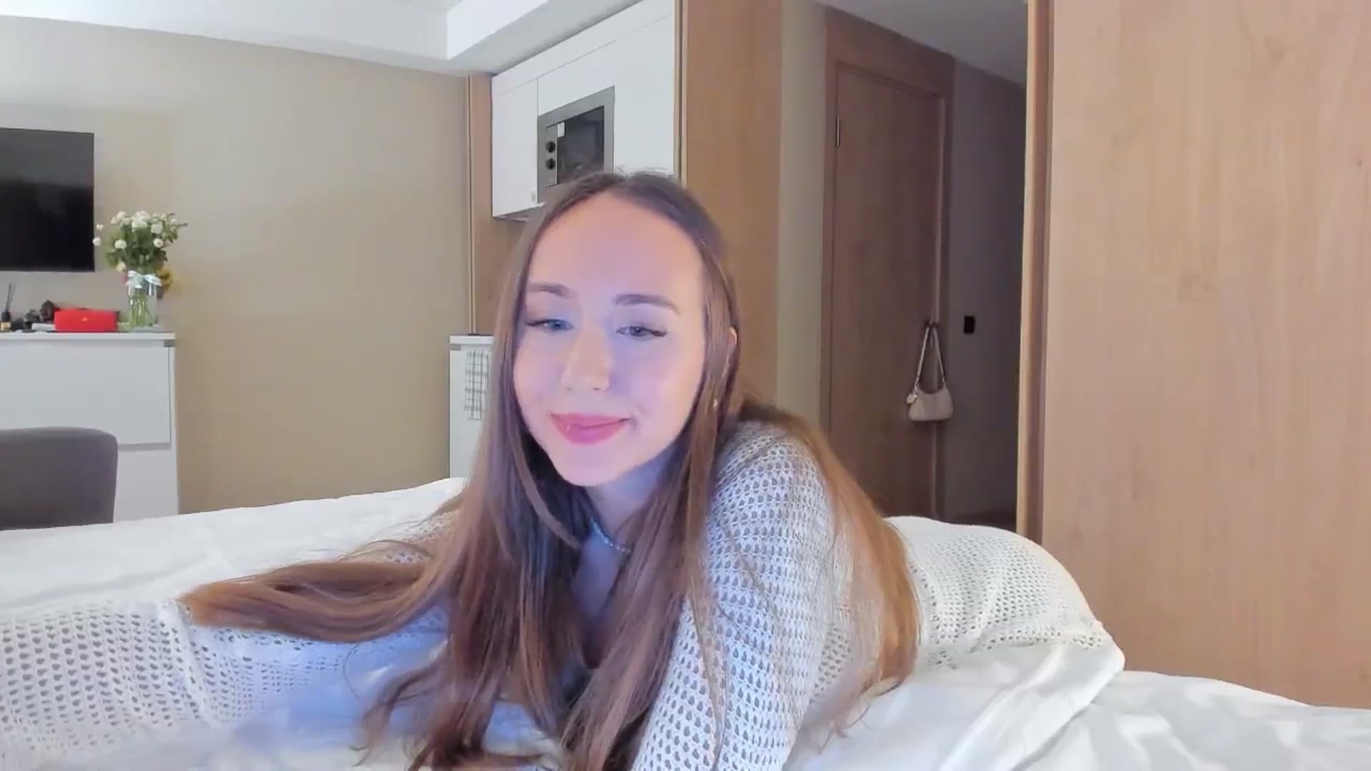 Gallery image thumbnail from Sweet_Tiff's myfreecams stream on, 08/21/2024, 17:56 image 19 of 20