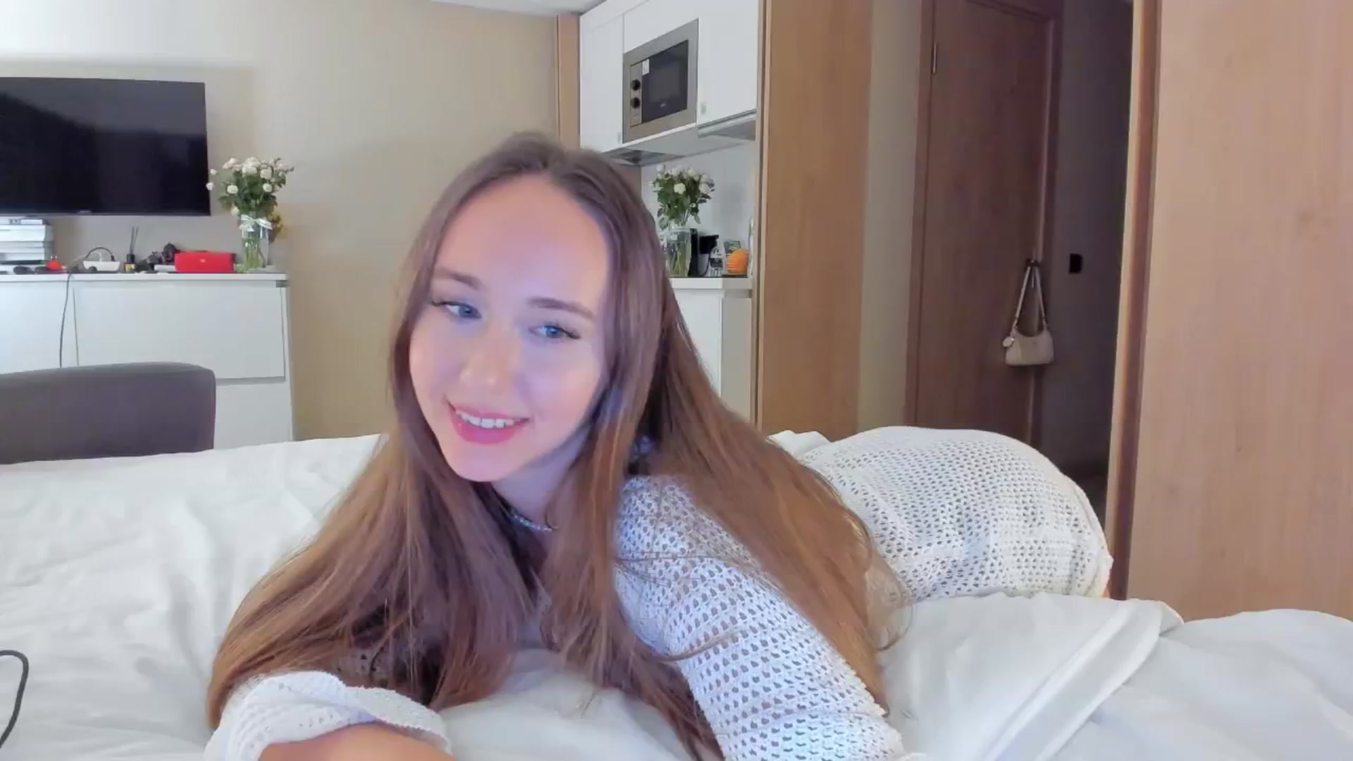 Gallery image thumbnail from Sweet_Tiff's myfreecams stream on, 08/21/2024, 19:28 image 13 of 20