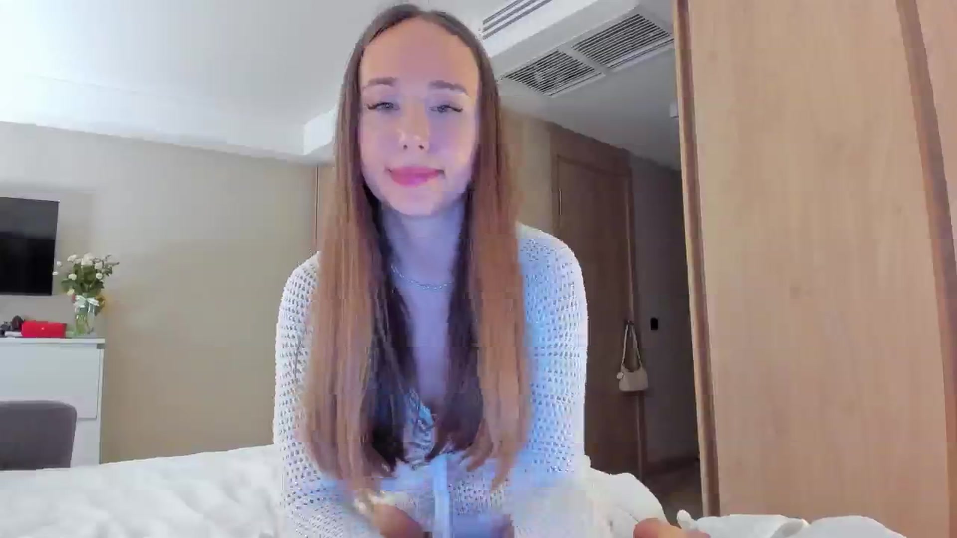 Gallery image thumbnail from Sweet_Tiff's myfreecams stream on, 08/21/2024, 19:53 image 2 of 20