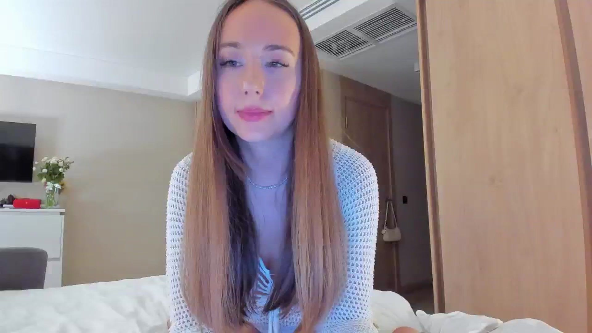 Gallery image thumbnail from Sweet_Tiff's myfreecams stream on, 08/21/2024, 19:53 image 14 of 20