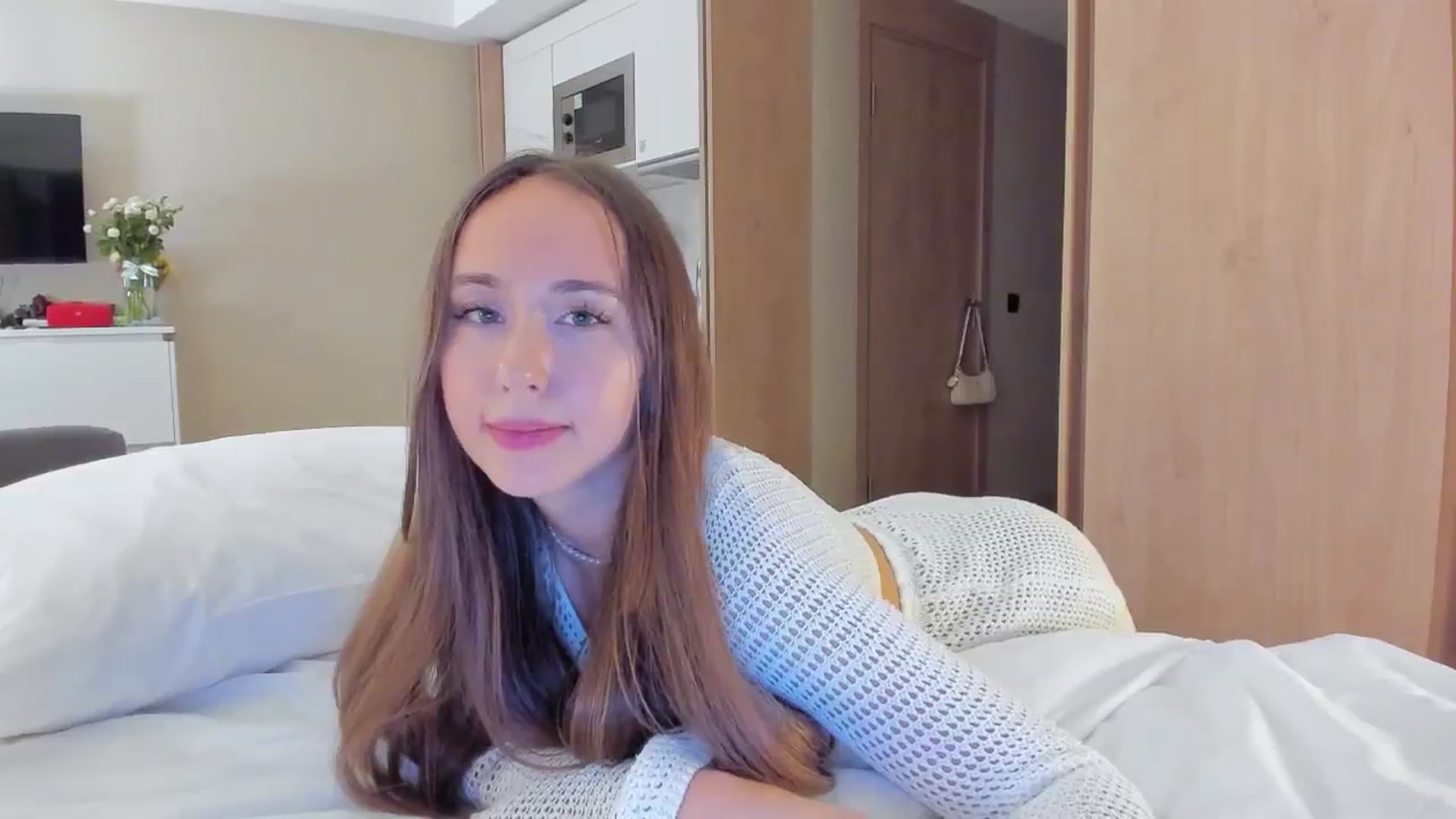 Gallery image thumbnail from Sweet_Tiff's myfreecams stream on, 08/21/2024, 20:43 image 7 of 20