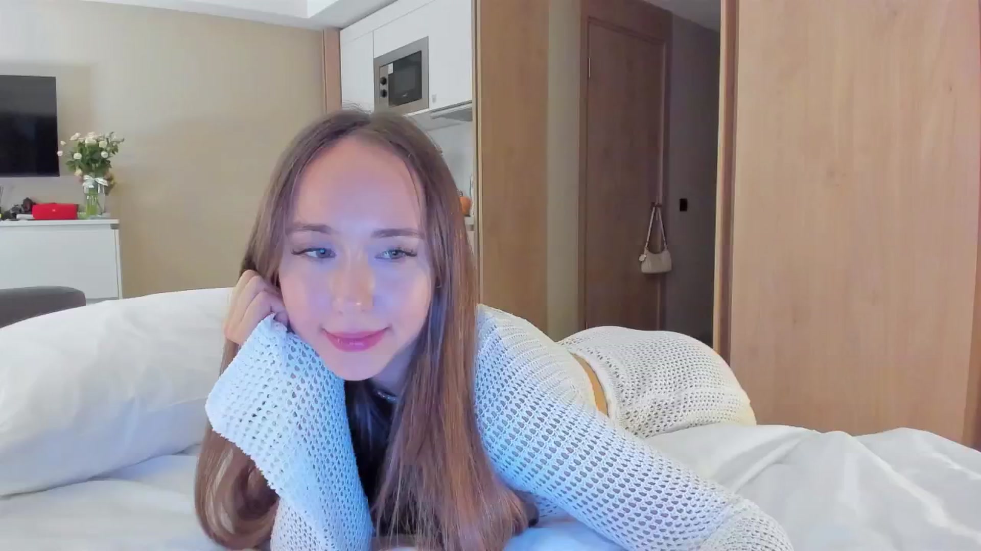 Gallery image thumbnail from Sweet_Tiff's myfreecams stream on, 08/21/2024, 20:43 image 5 of 20