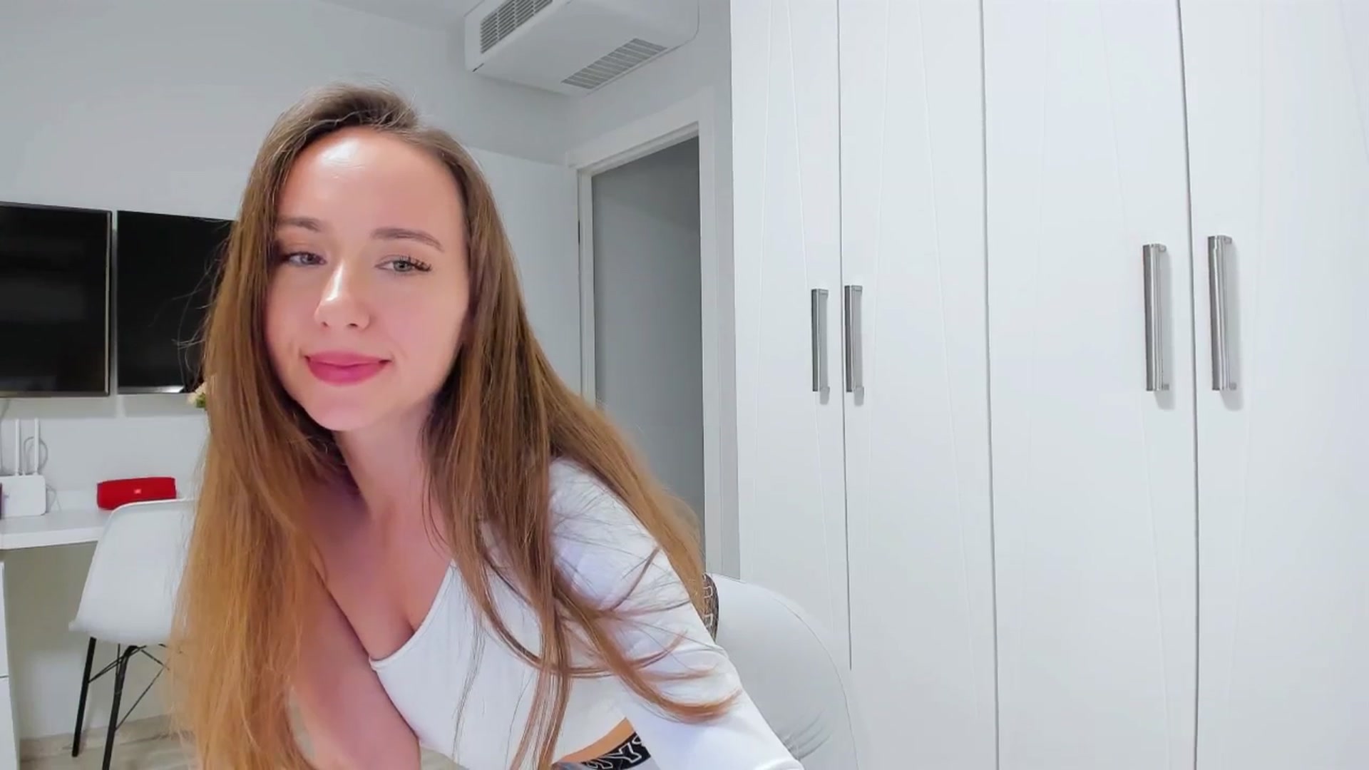 Gallery image thumbnail from Sweet_Tiff's myfreecams stream on, 09/07/2024, 19:54 image 19 of 20