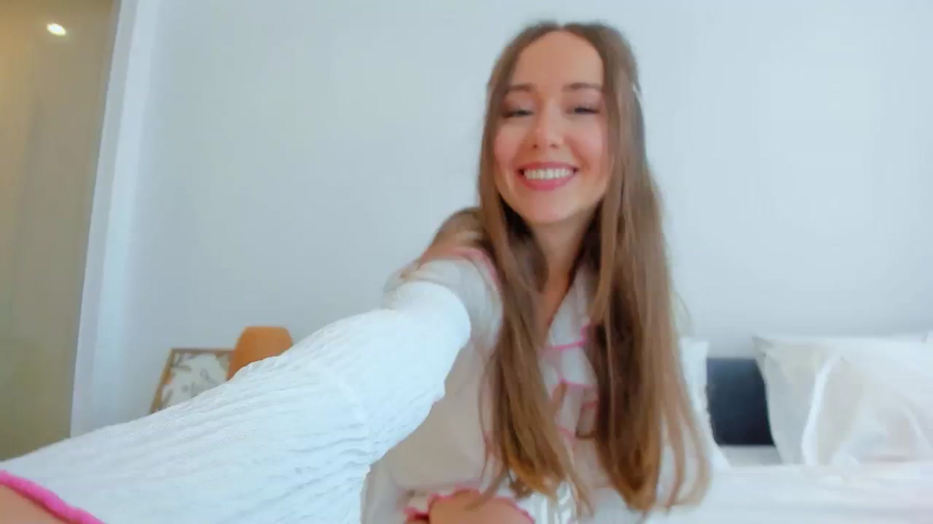 Gallery image thumbnail from Sweet_Tiff's myfreecams stream on, 11/15/2024, 05:06 image 15 of 20