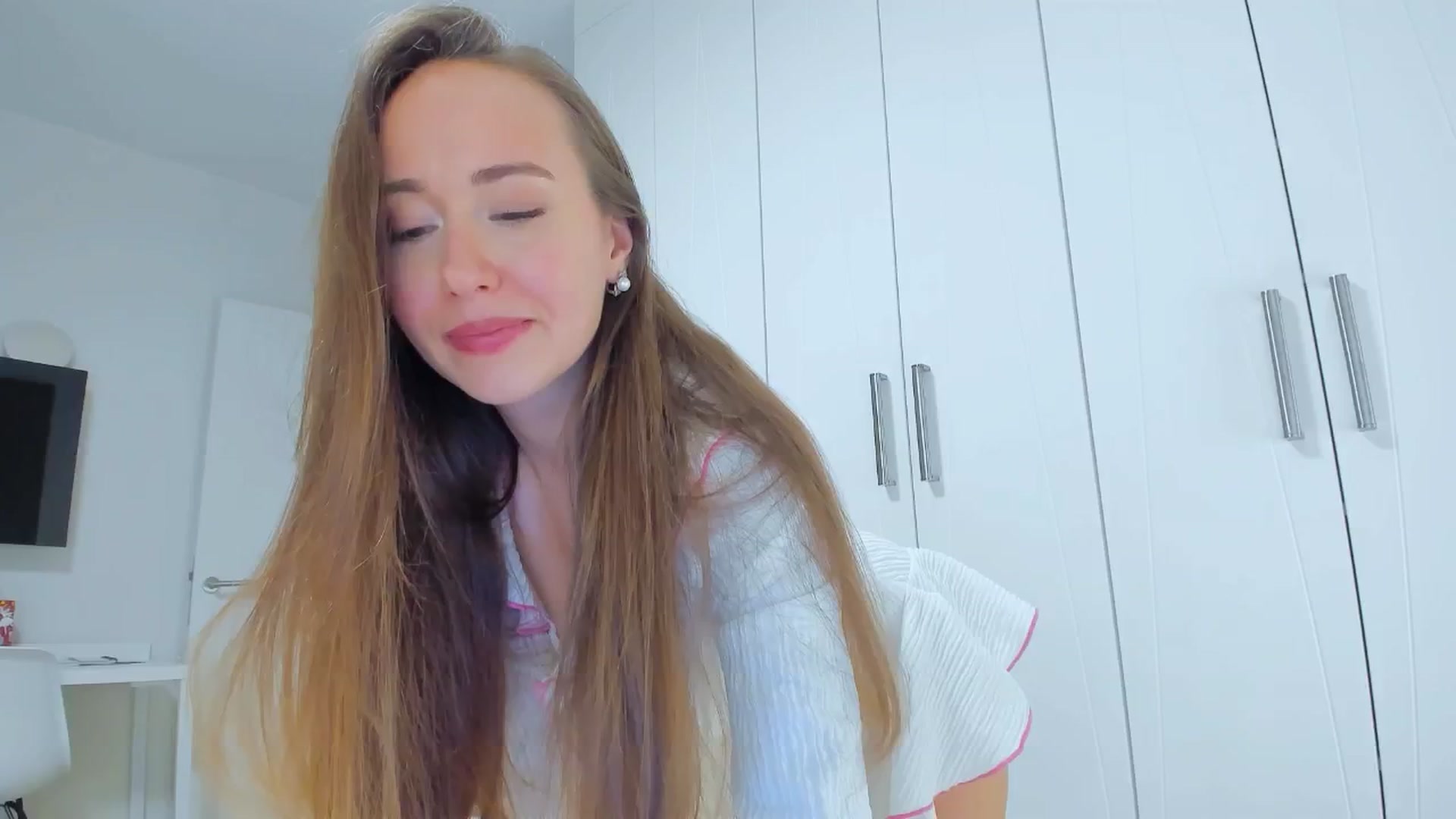 Gallery image thumbnail from Sweet_Tiff's myfreecams stream on, 01/16/2025, 14:10 image 20 of 20