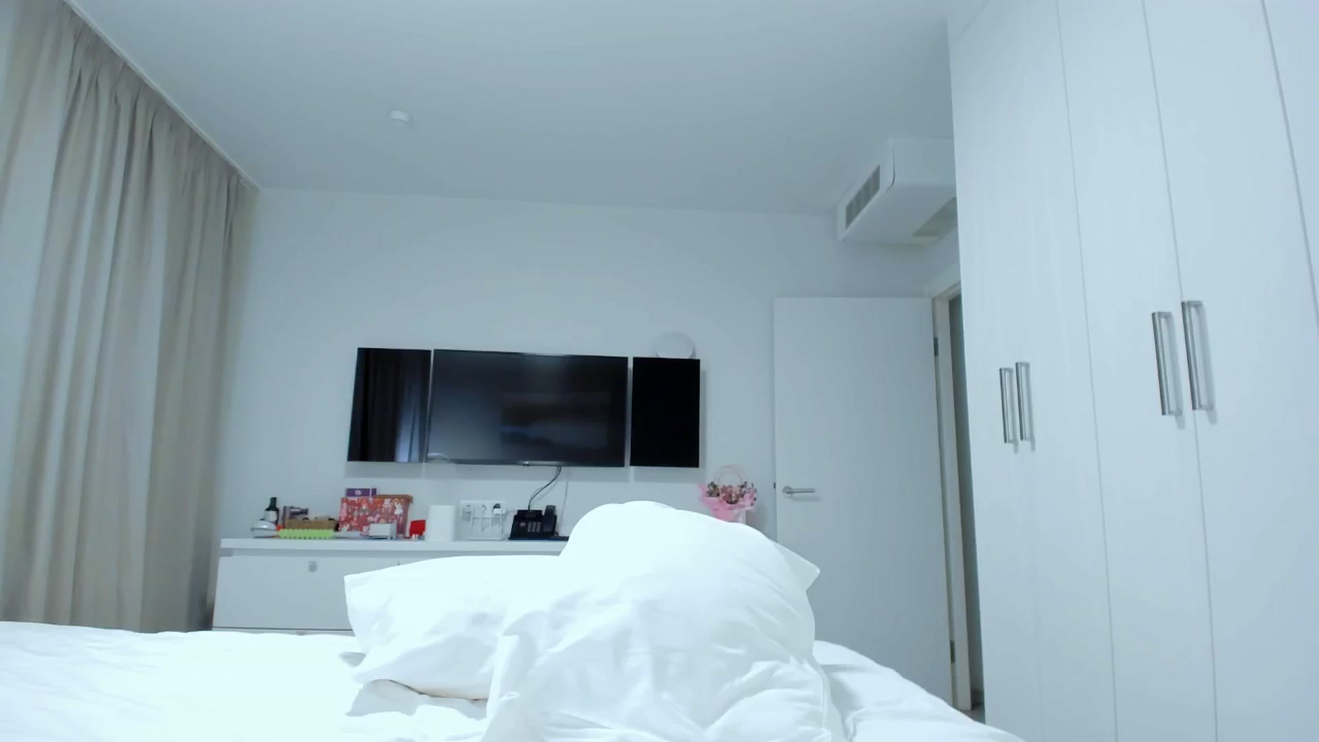 Gallery image thumbnail from Sweet_Tiff's myfreecams stream on, 02/09/2025, 19:34 image 2 of 20