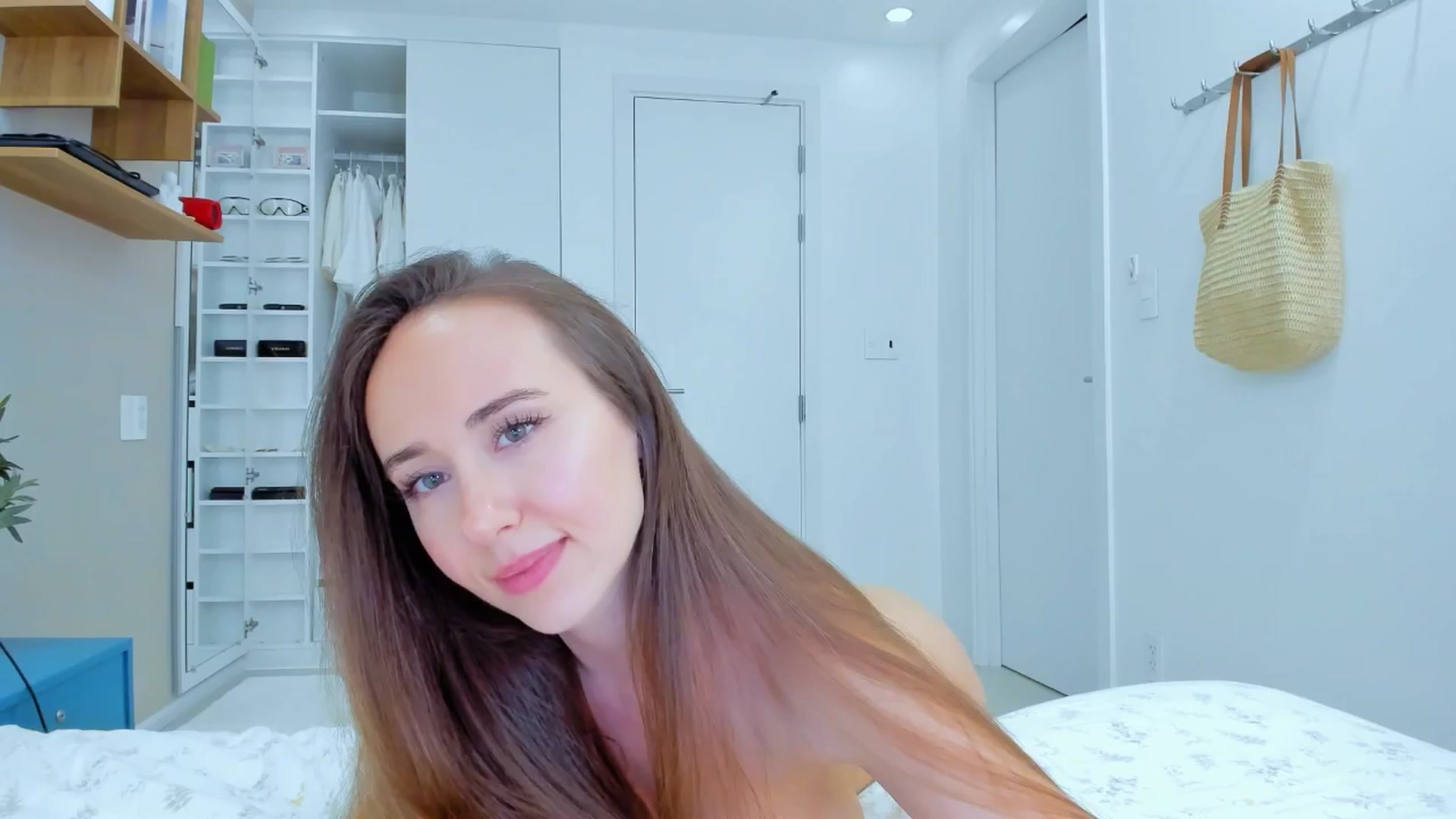 Gallery image thumbnail from Sweet_Tiff's myfreecams stream on, 03/01/2025, 15:31 image 4 of 20