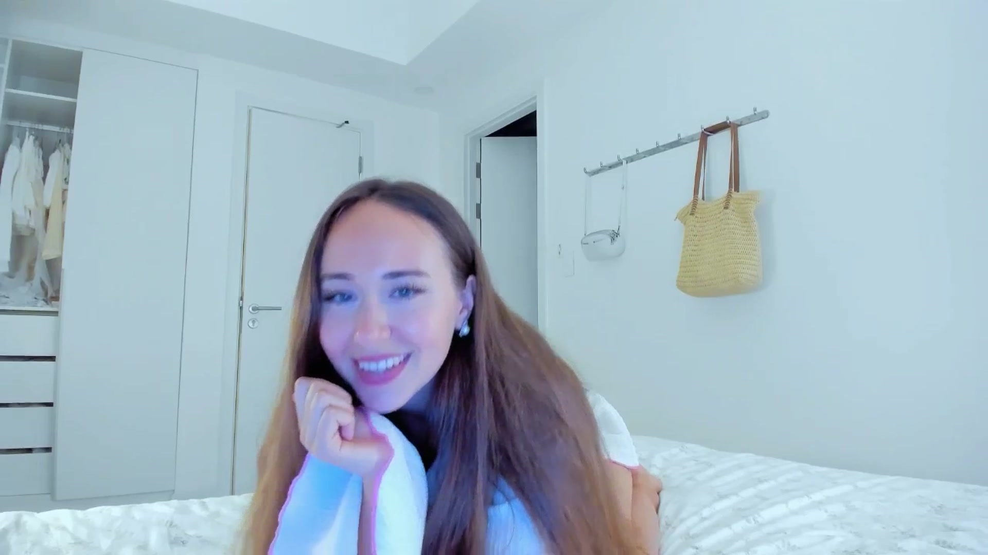 Gallery image thumbnail from Sweet_Tiff's myfreecams stream on, 03/28/2025, 15:57 image 6 of 20