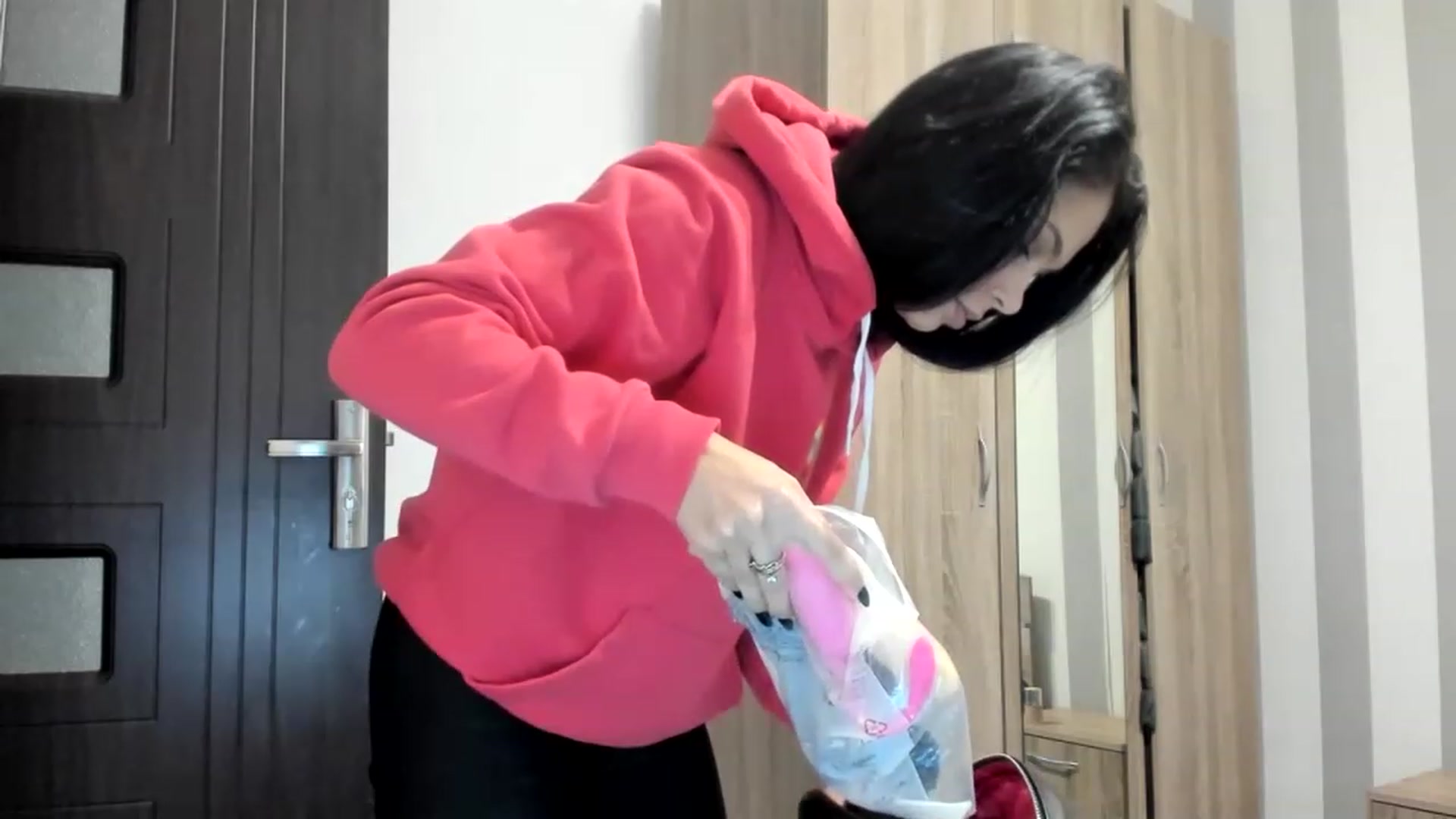 Gallery image thumbnail from Sweet__Alexa's myfreecams stream on, 12/18/2022, 13:36 image 20 of 20