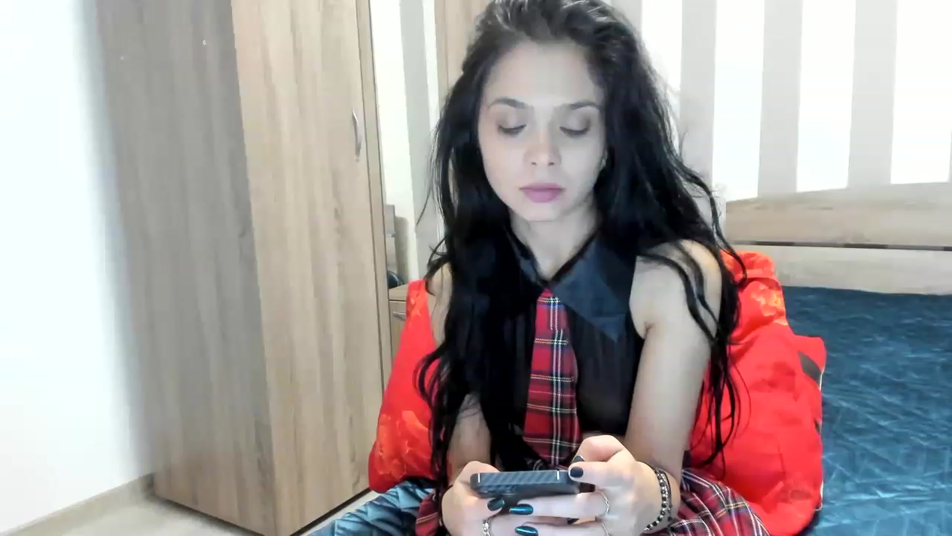 Gallery image thumbnail from Sweet__Alexa's myfreecams stream on, 12/22/2022, 22:03 image 5 of 20