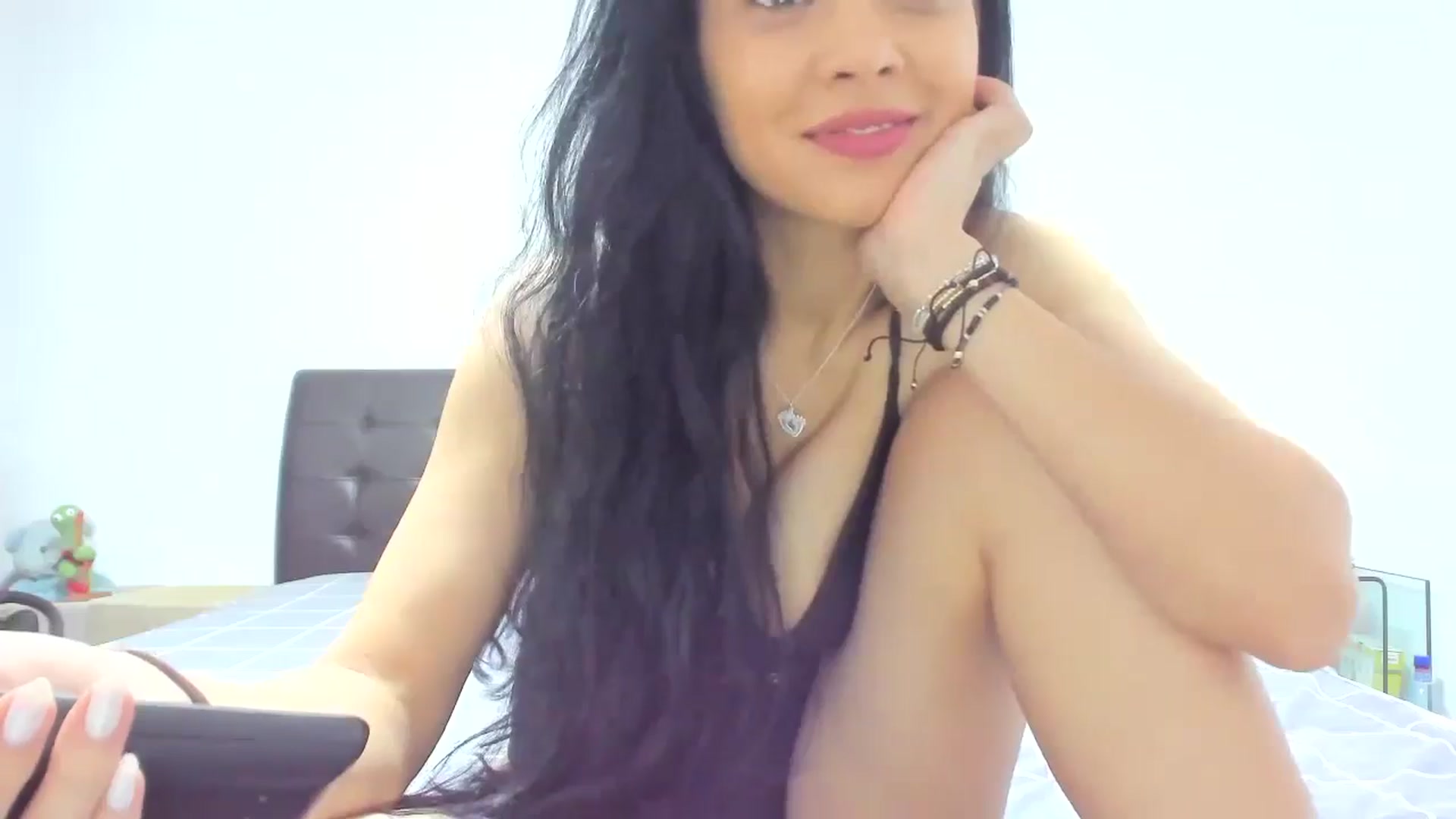 Gallery image thumbnail from Sweet__Alexa's myfreecams stream on, 05/17/2024, 20:44 image 13 of 20