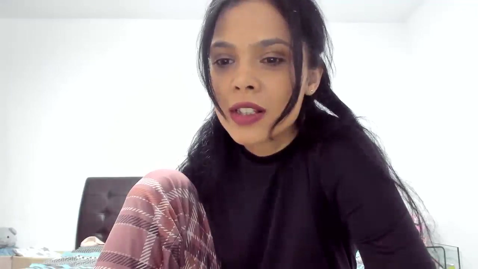 Gallery image thumbnail from Sweet__Alexa's myfreecams stream on, 05/20/2024, 20:42 image 13 of 20