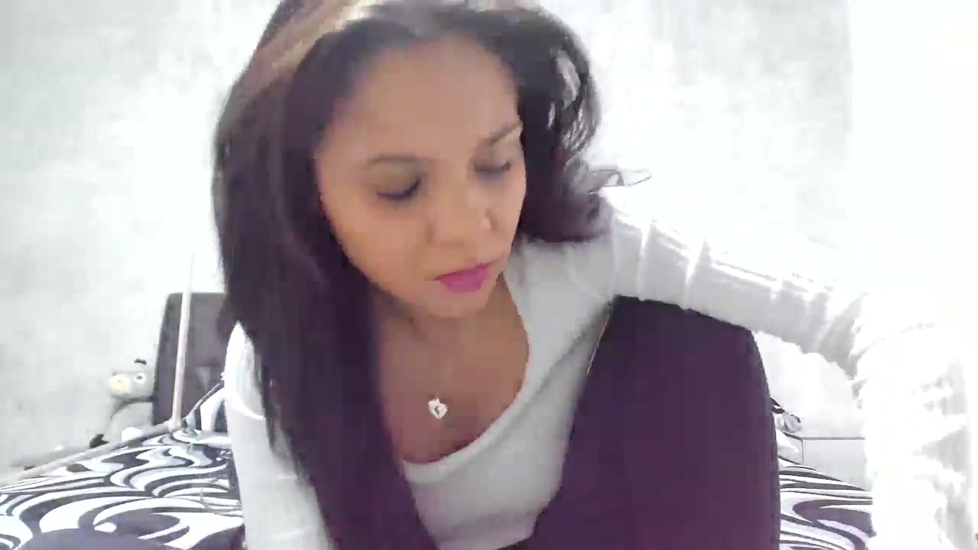 Gallery image thumbnail from Sweet__Alexa's myfreecams stream on, 11/27/2024, 16:37 image 15 of 20