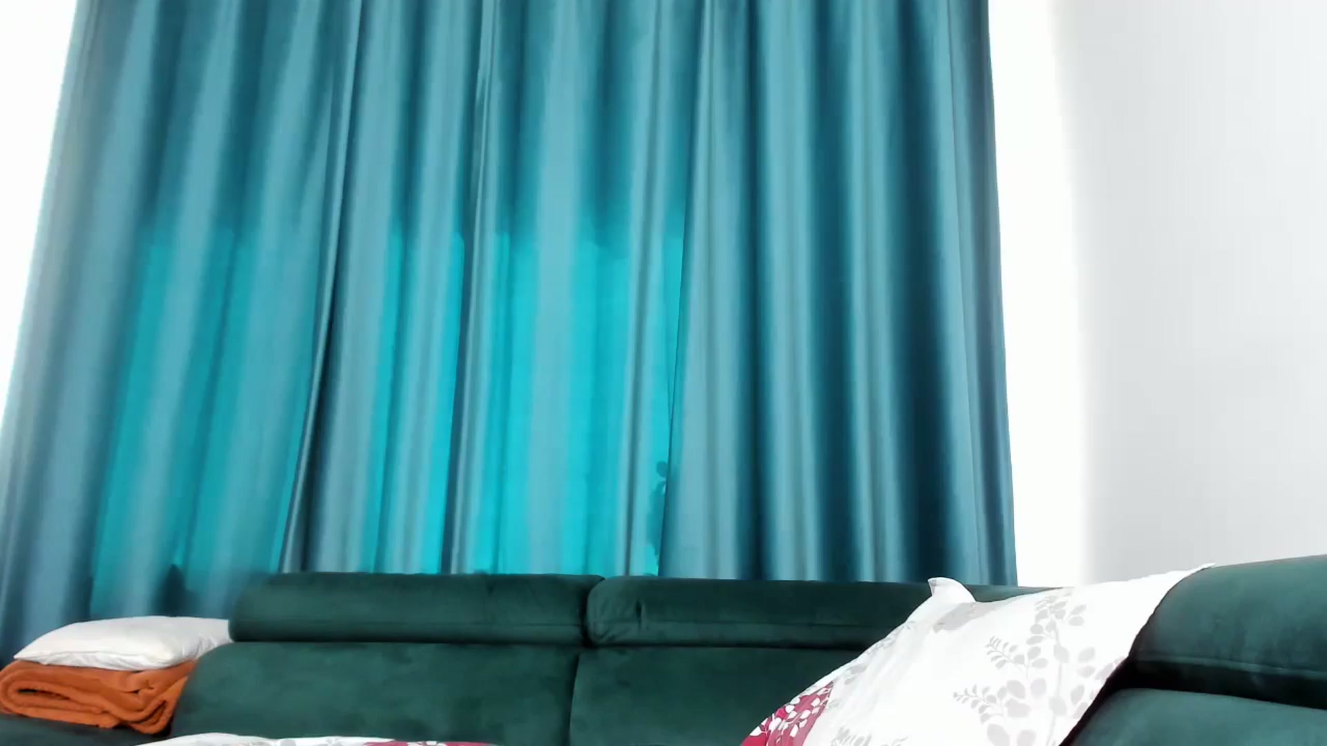 Gallery image thumbnail from Sweet__Alexa's myfreecams stream on, 06/22/2025, 14:12 image 15 of 20